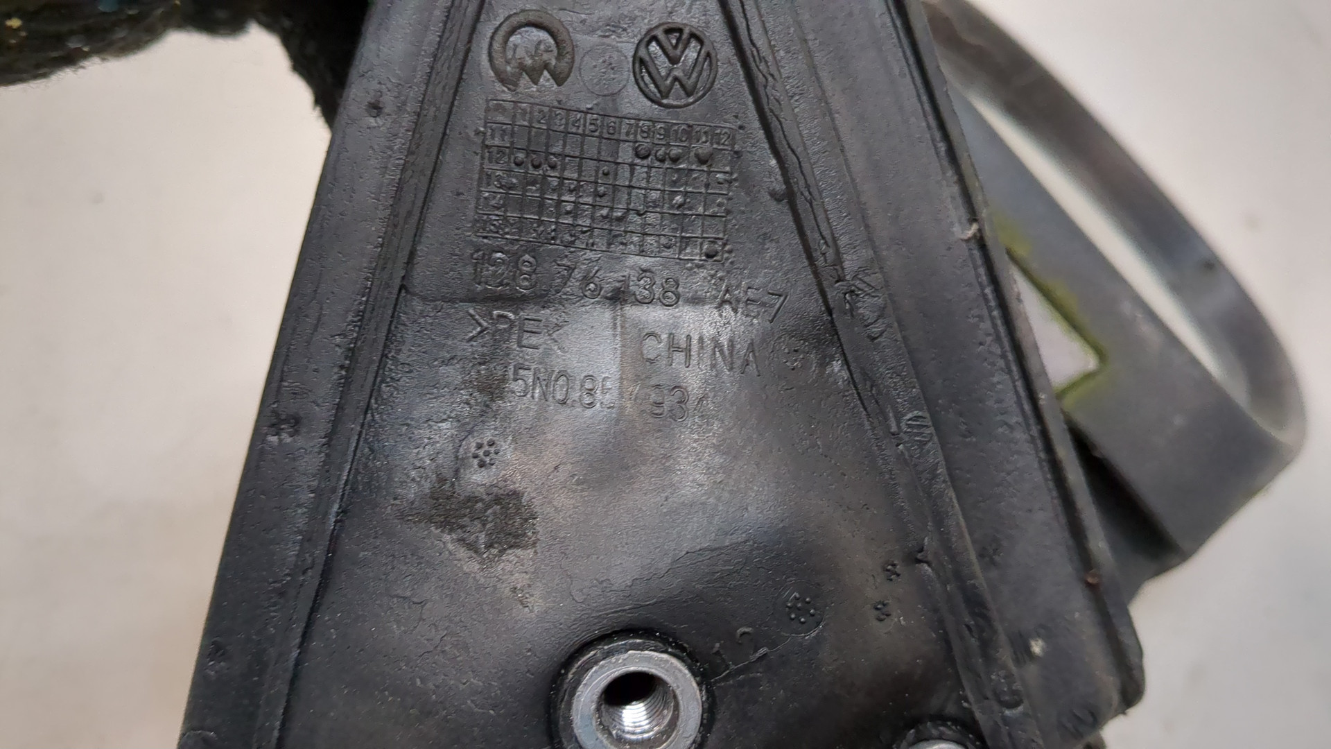 Зеркало правое электрическое