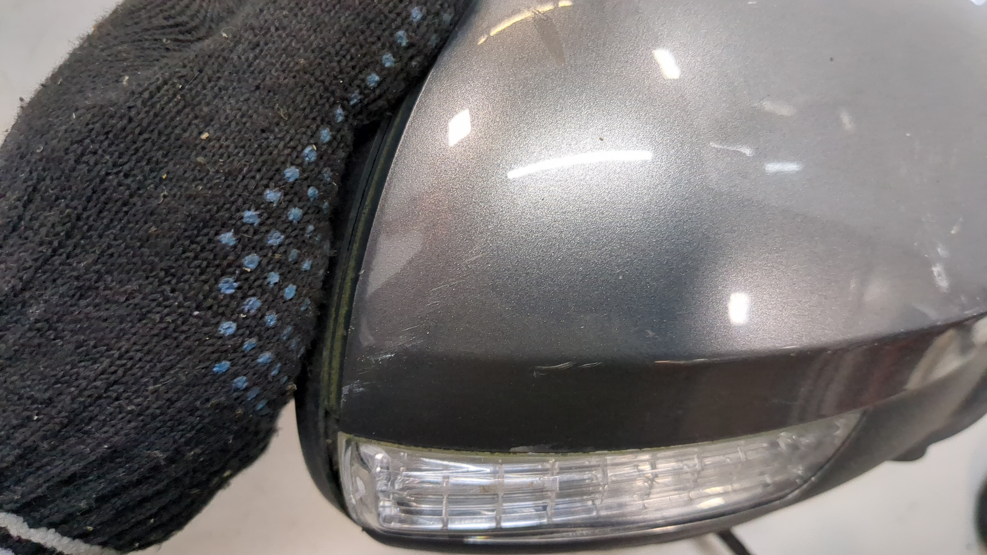 Зеркало правое электрическое