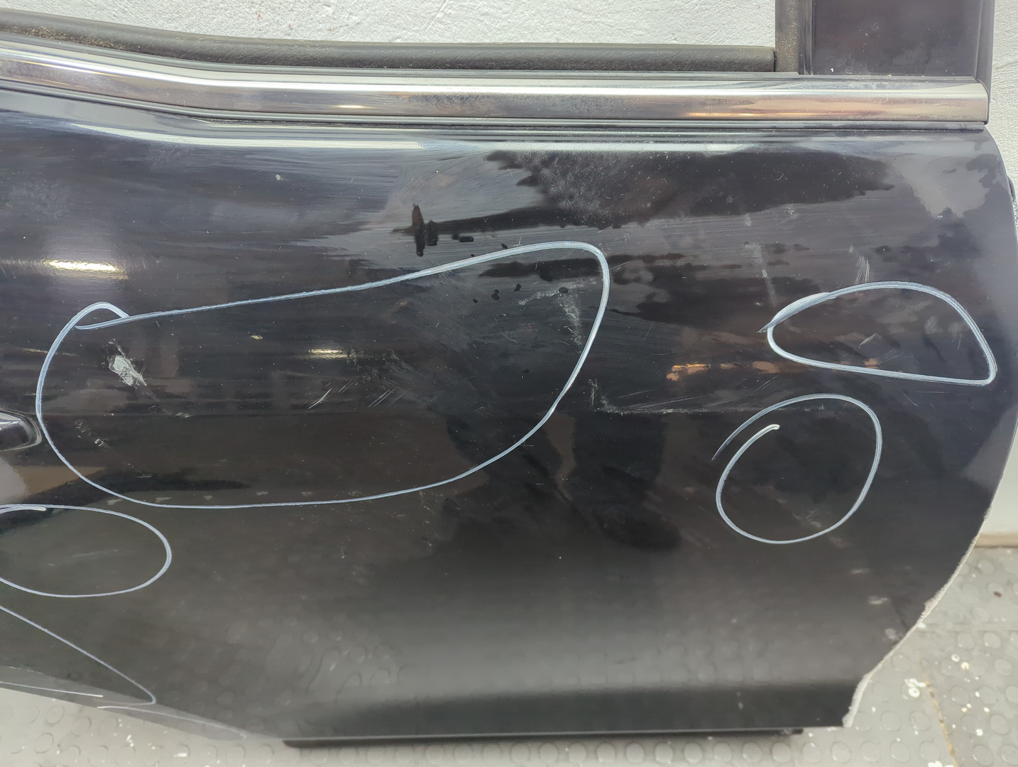 Дверь задняя правая