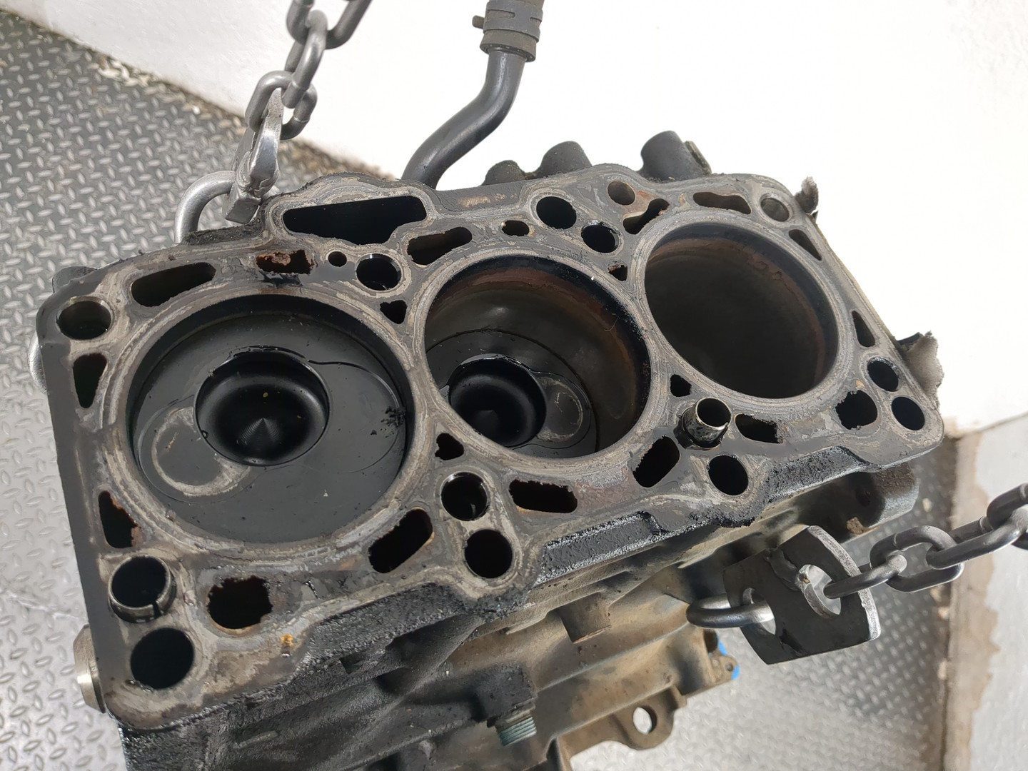 Блок двигателя