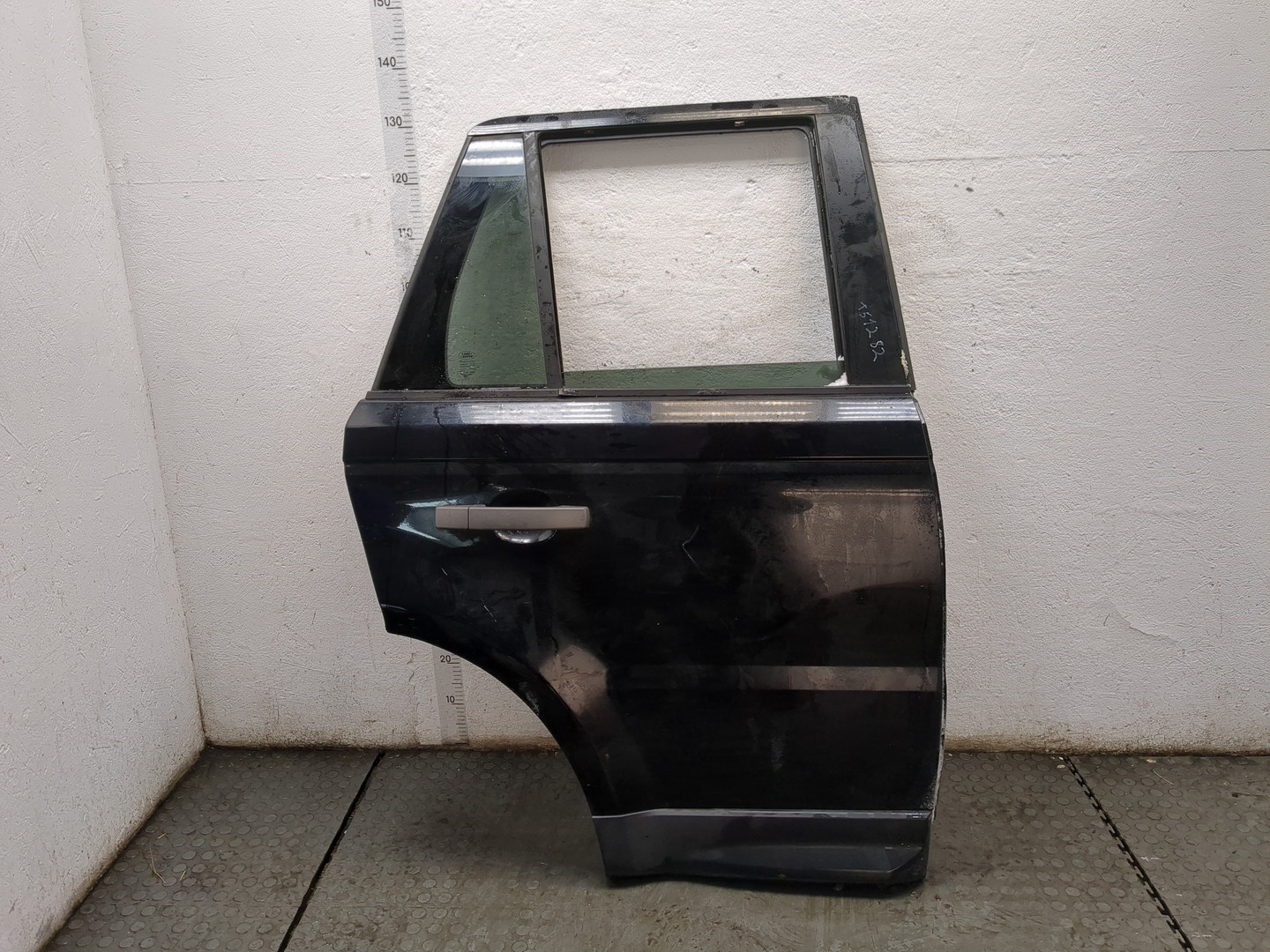 Дверь задняя правая