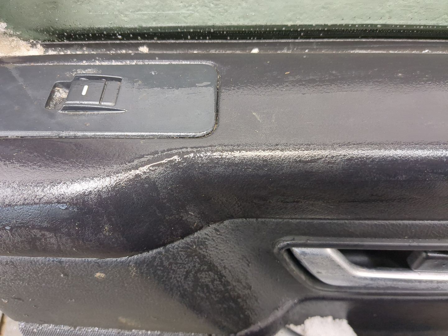 Дверь задняя правая