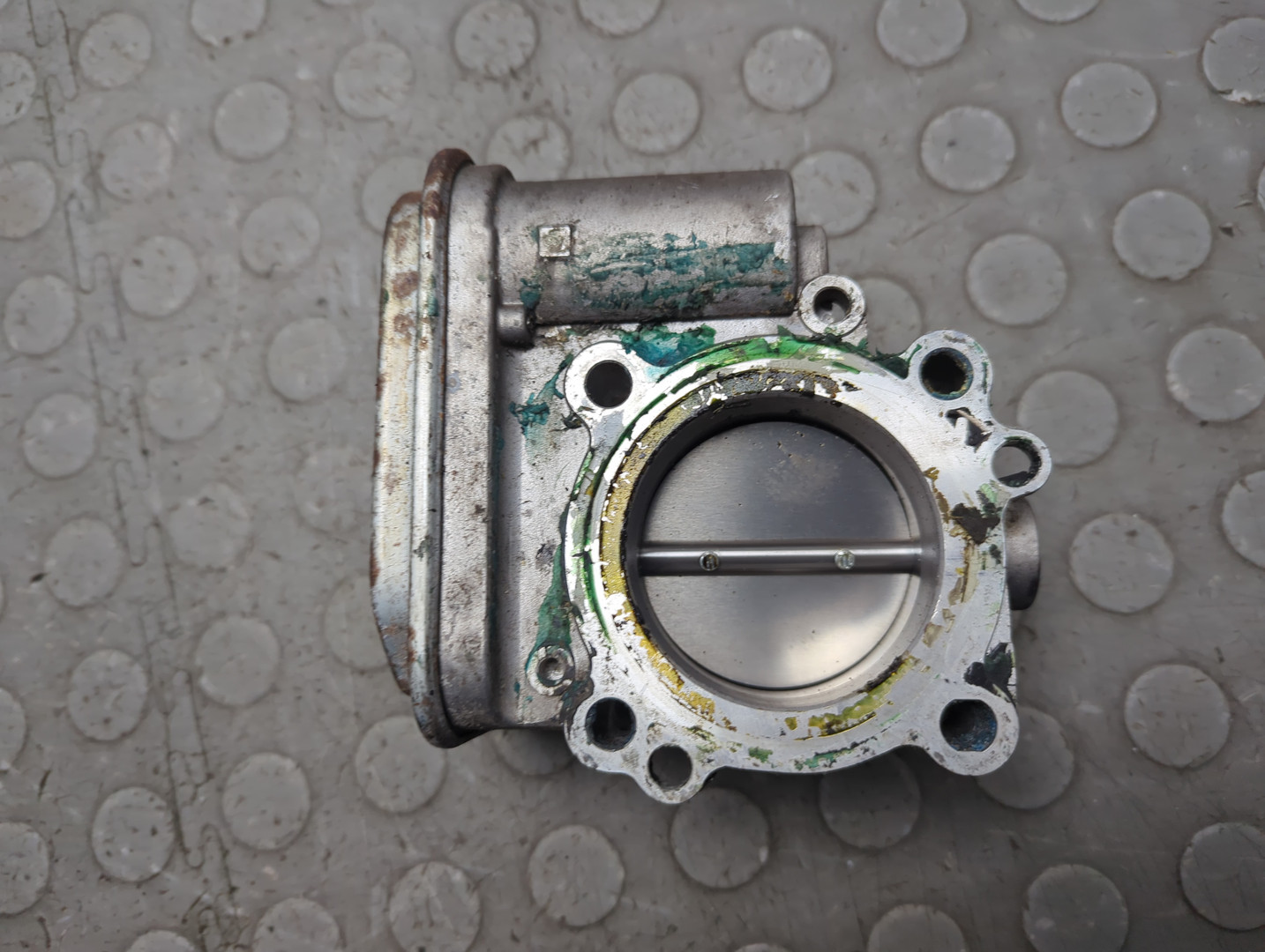 Заслонка дроссельная электрическая