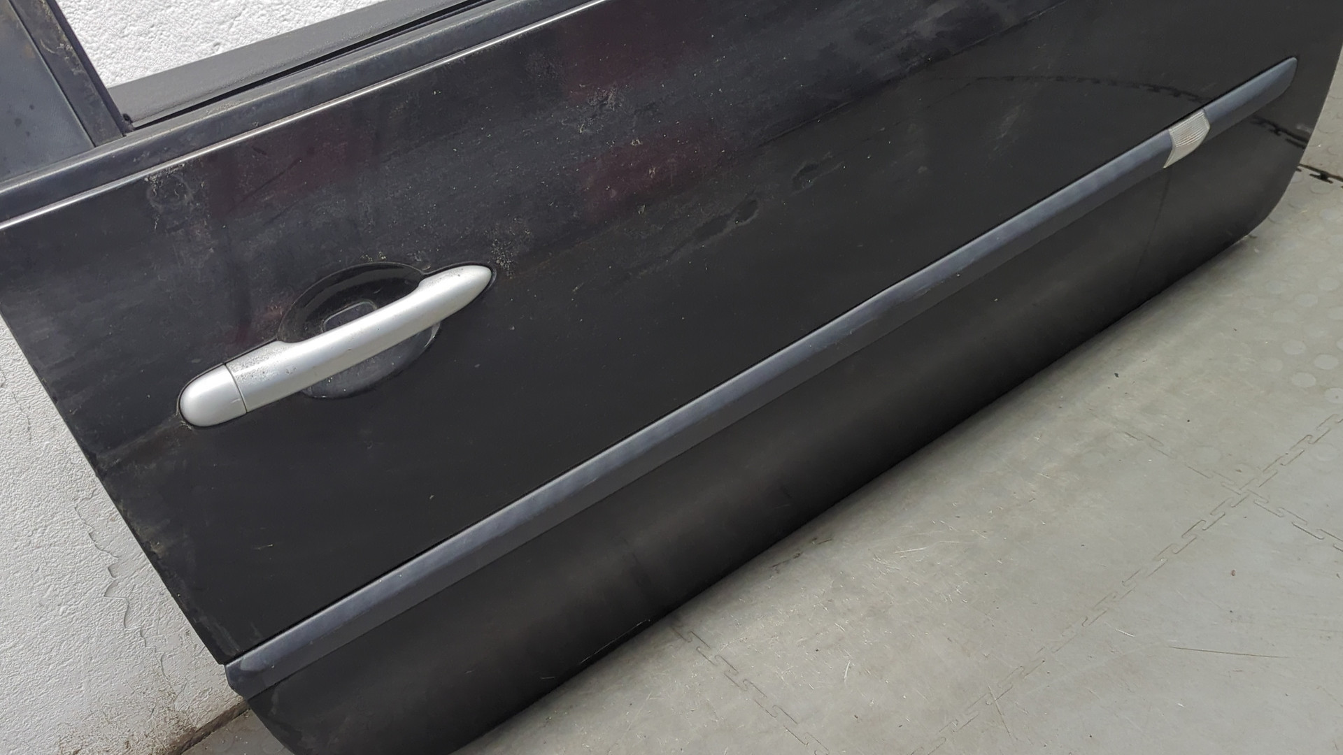 Дверь передняя правая