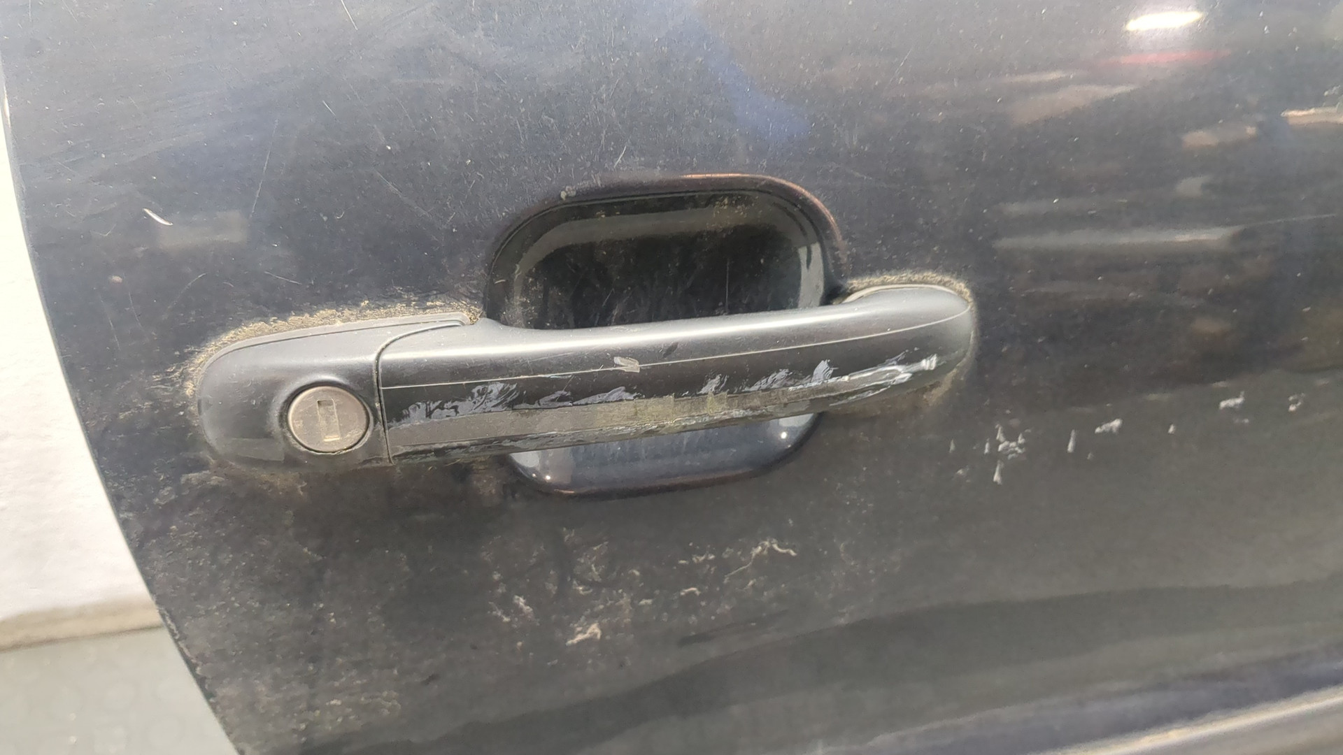 Дверь передняя правая