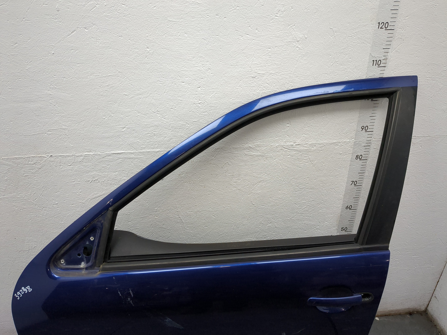 Дверь передняя левая