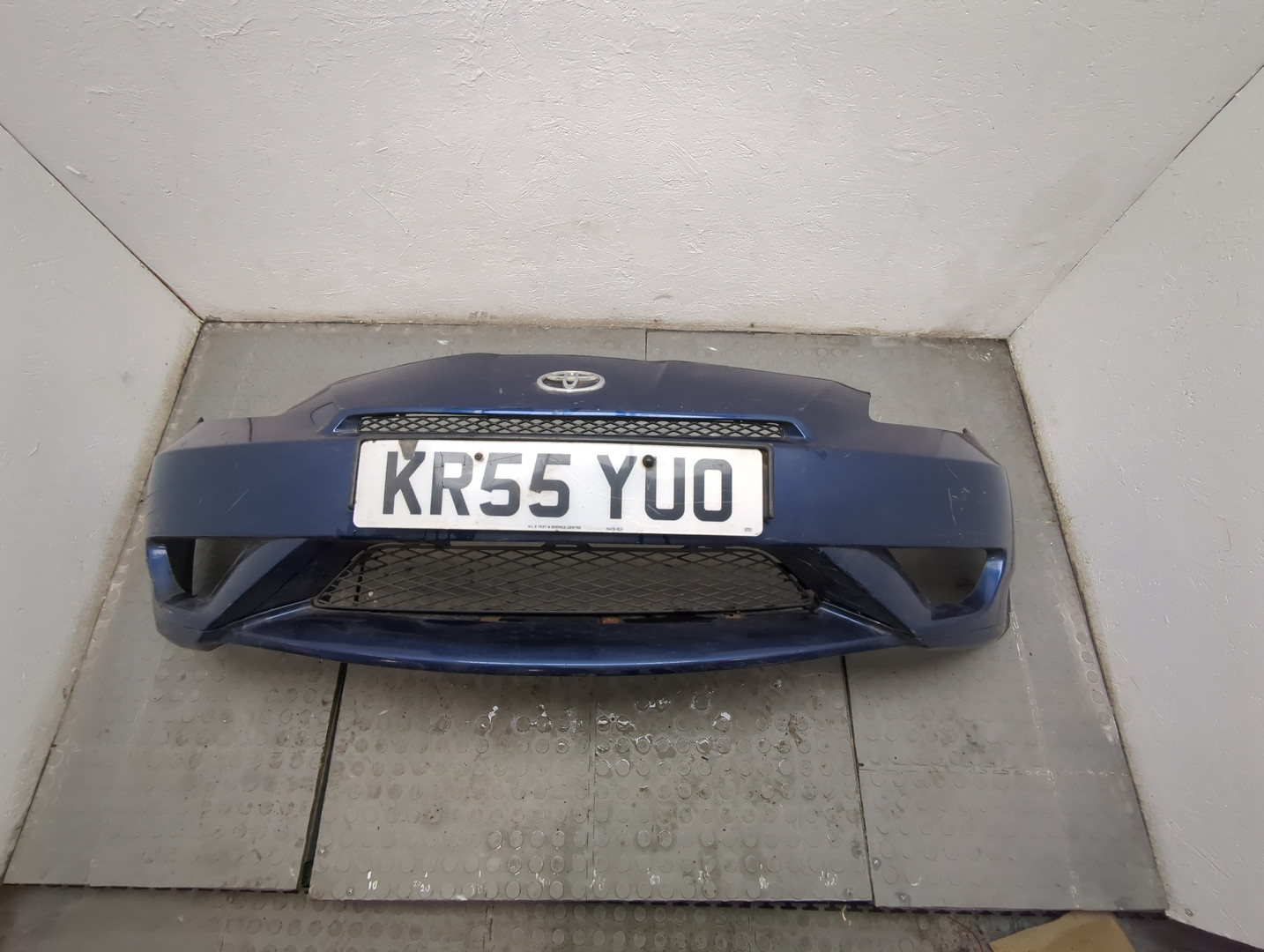 Бампер передний