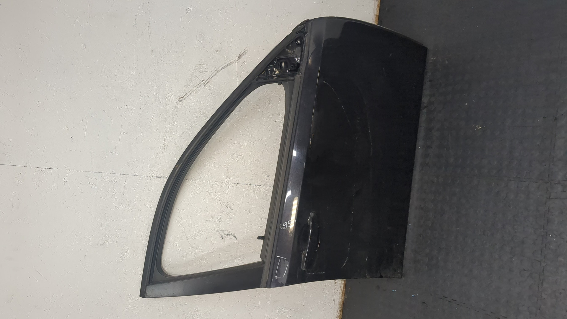 Дверь передняя правая