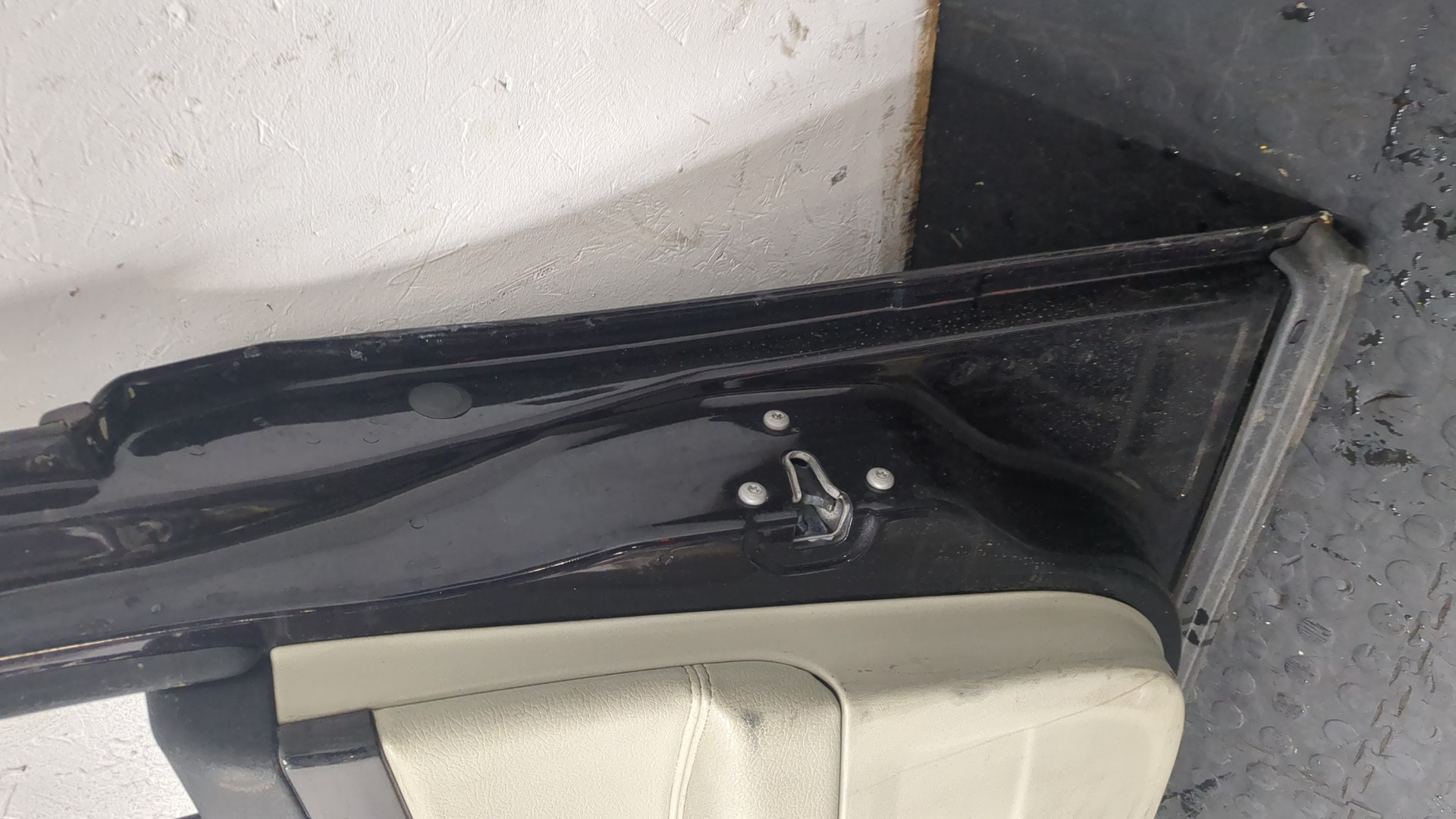 Дверь передняя правая