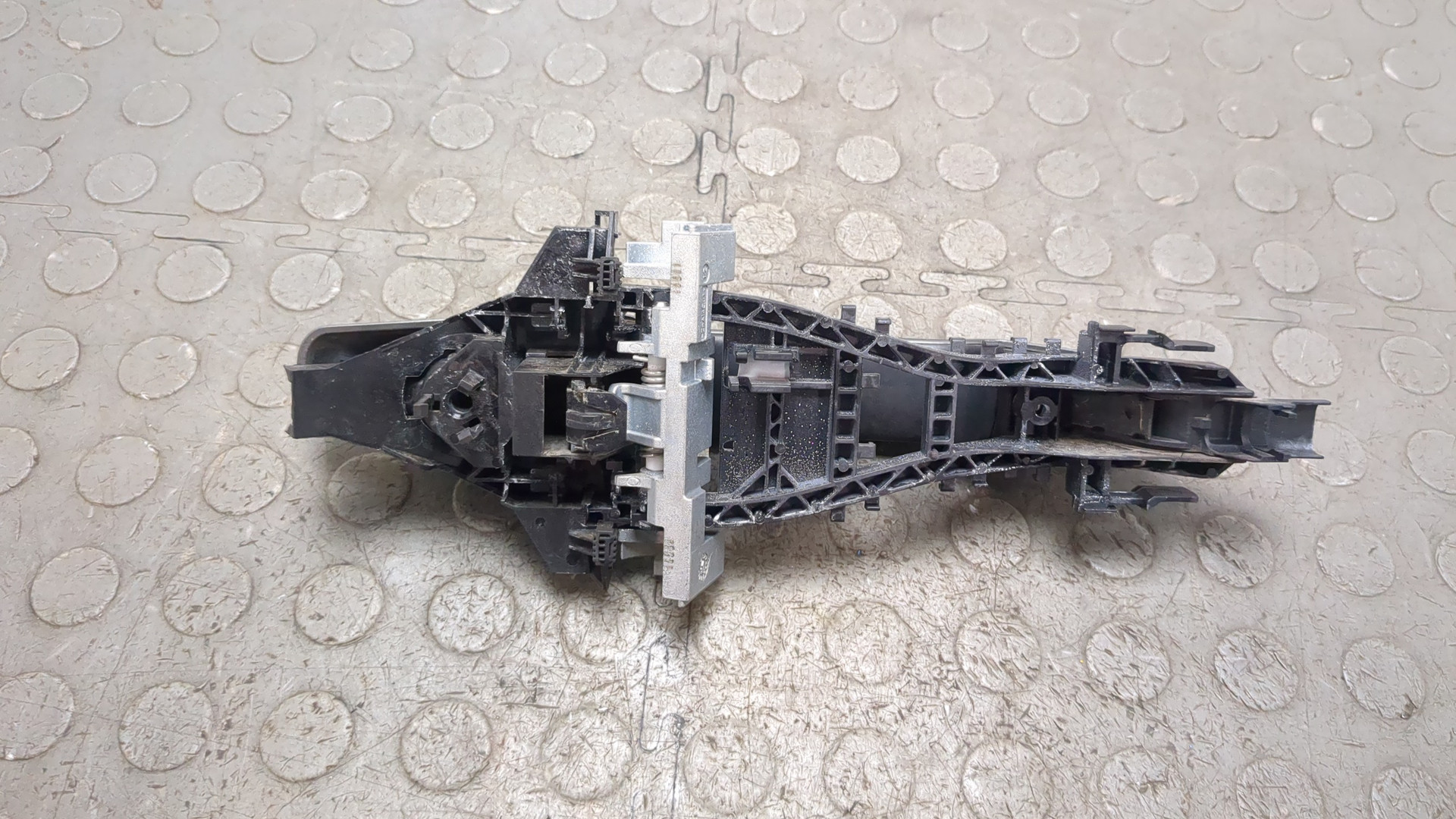 Ручка двери наружная