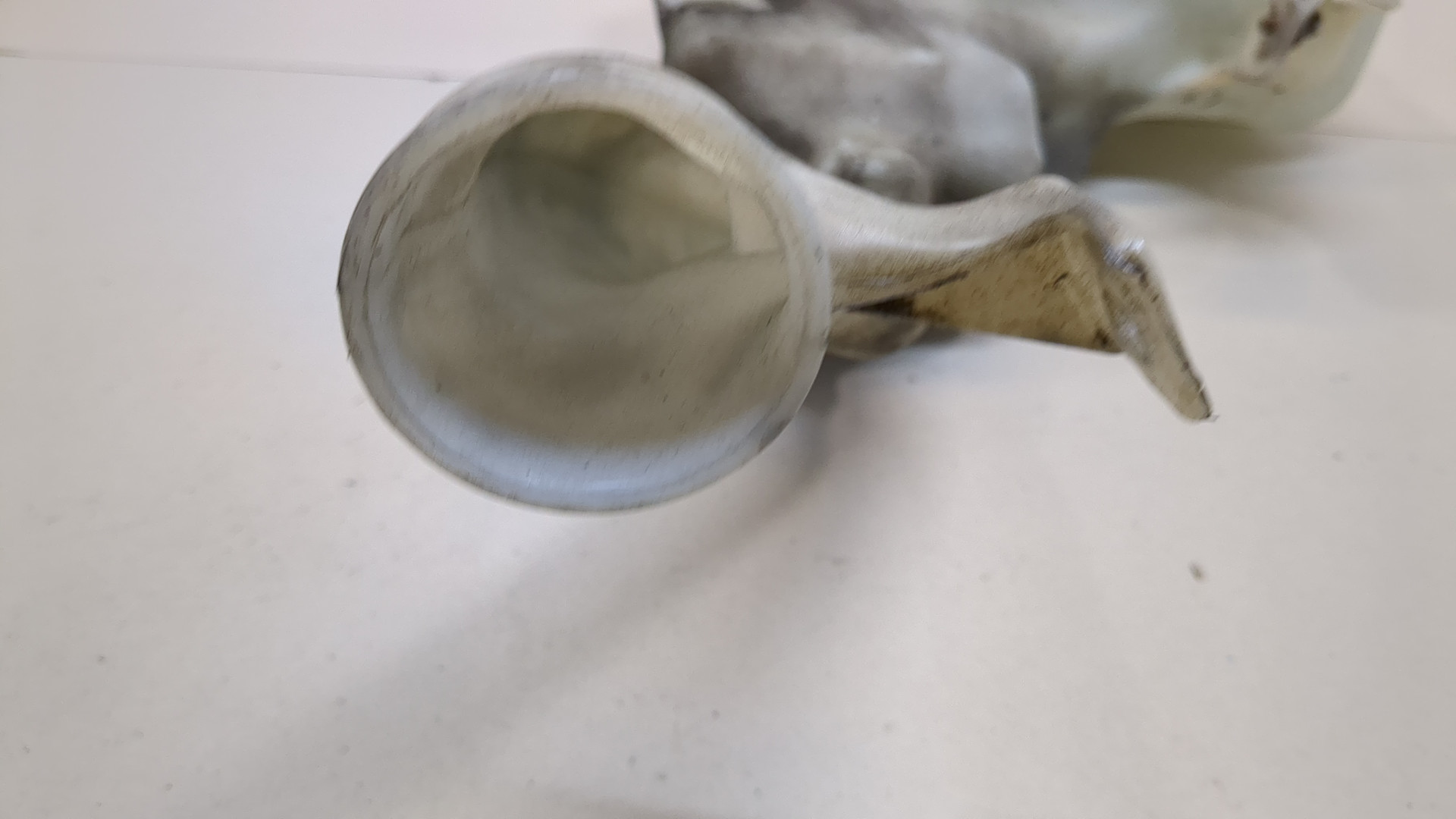 Бачок омывателя лобового стекла