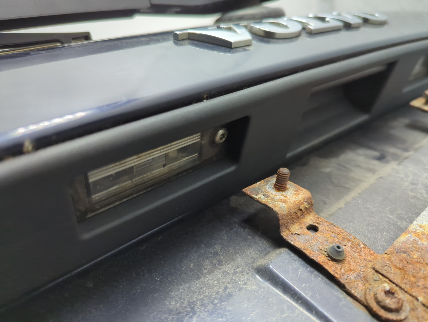 Дверь багажника