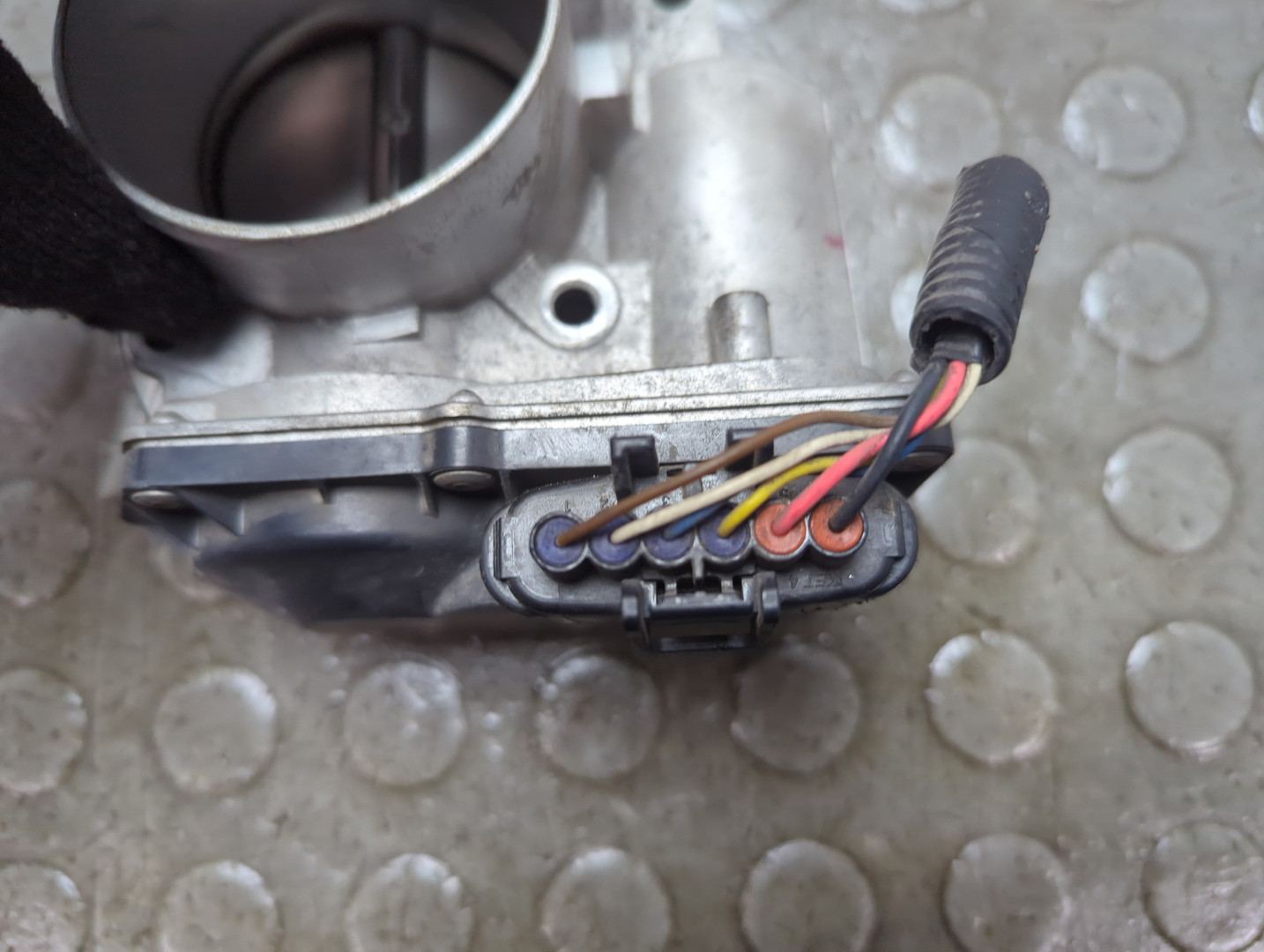 Заслонка дроссельная электрическая