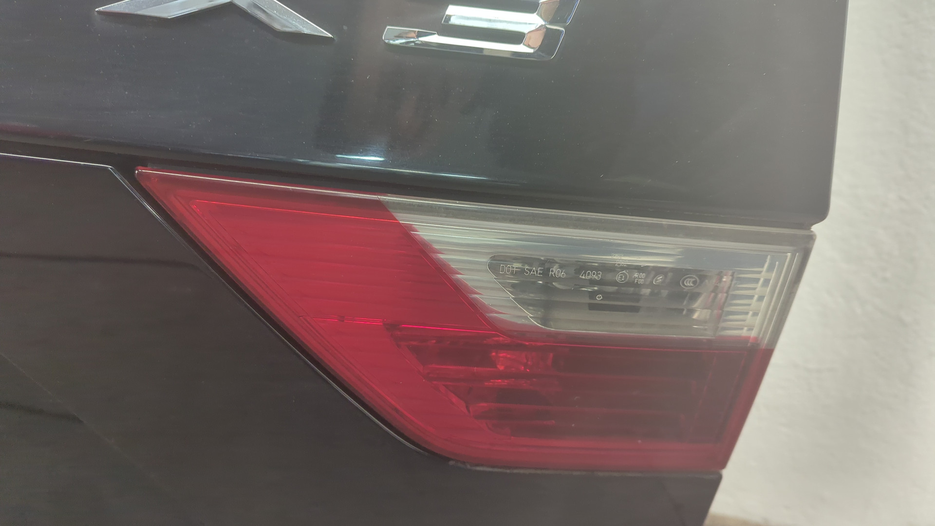 Дверь багажника