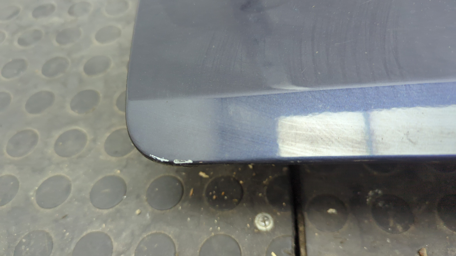 Дверь багажника нижняя (борт)