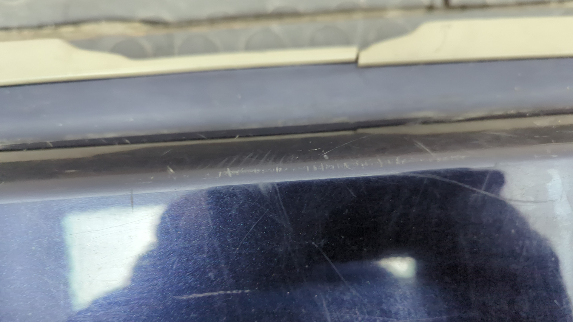 Дверь багажника нижняя (борт)