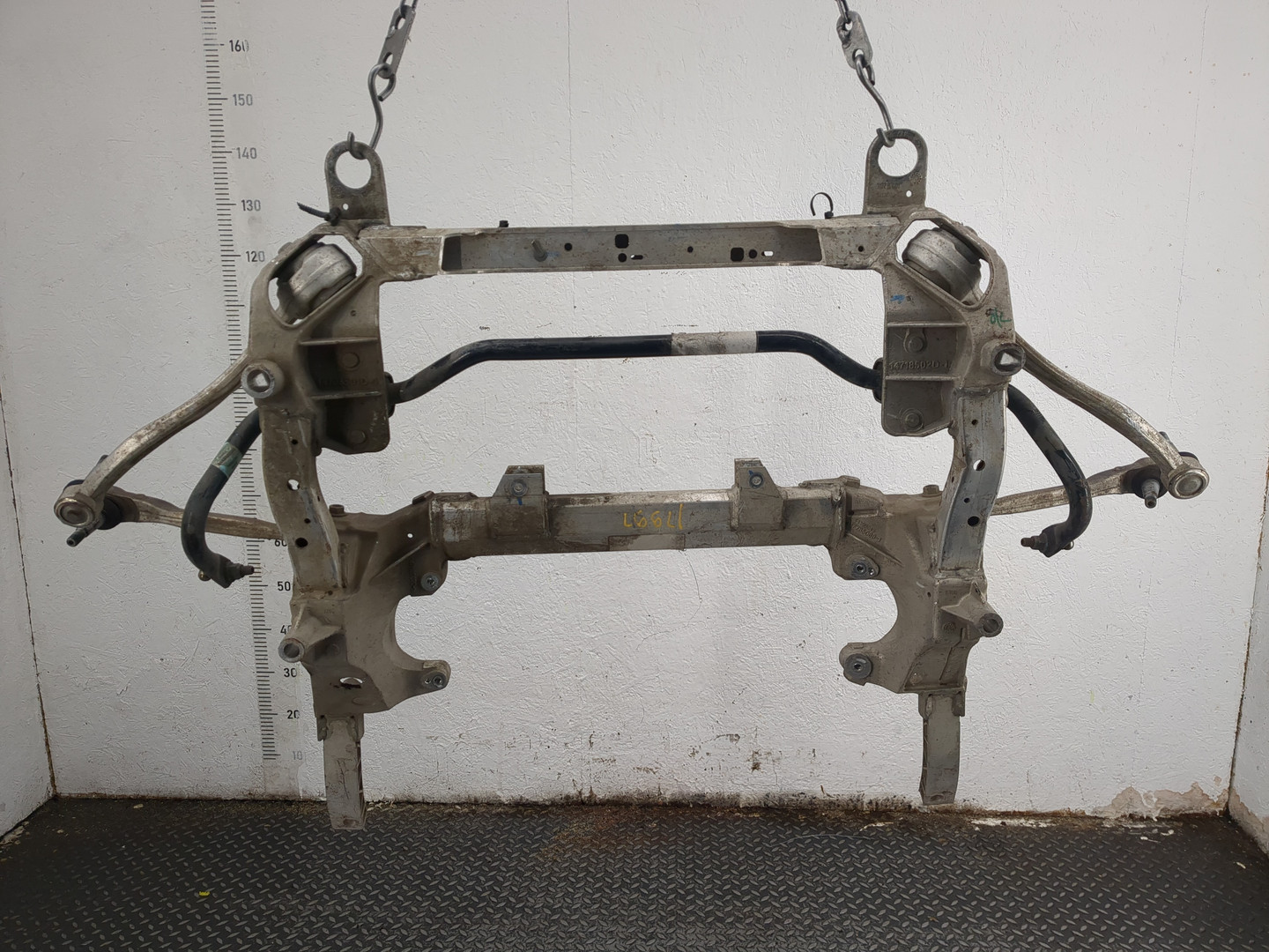 Балка подмоторная