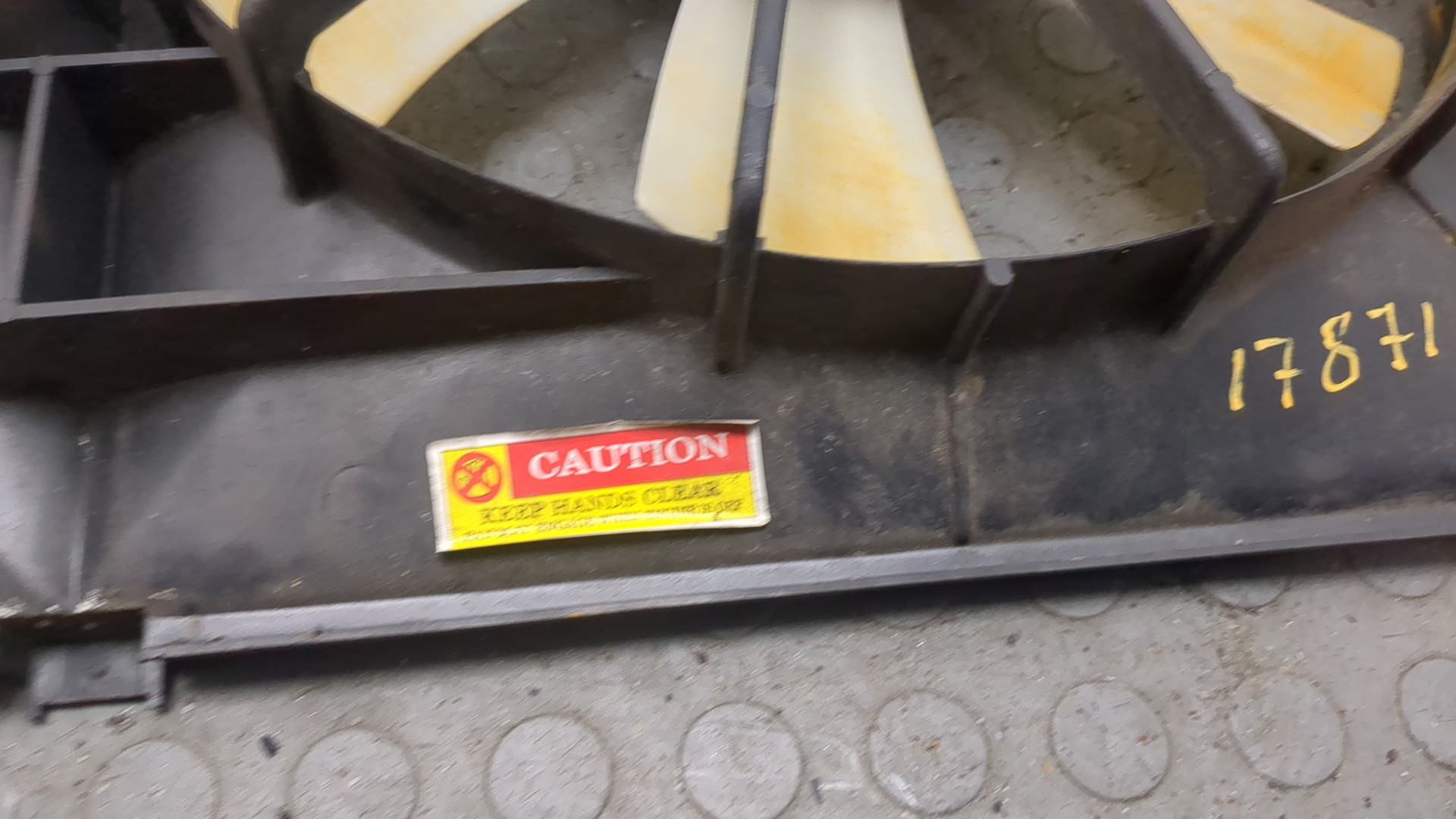 Вентилятор радиатора