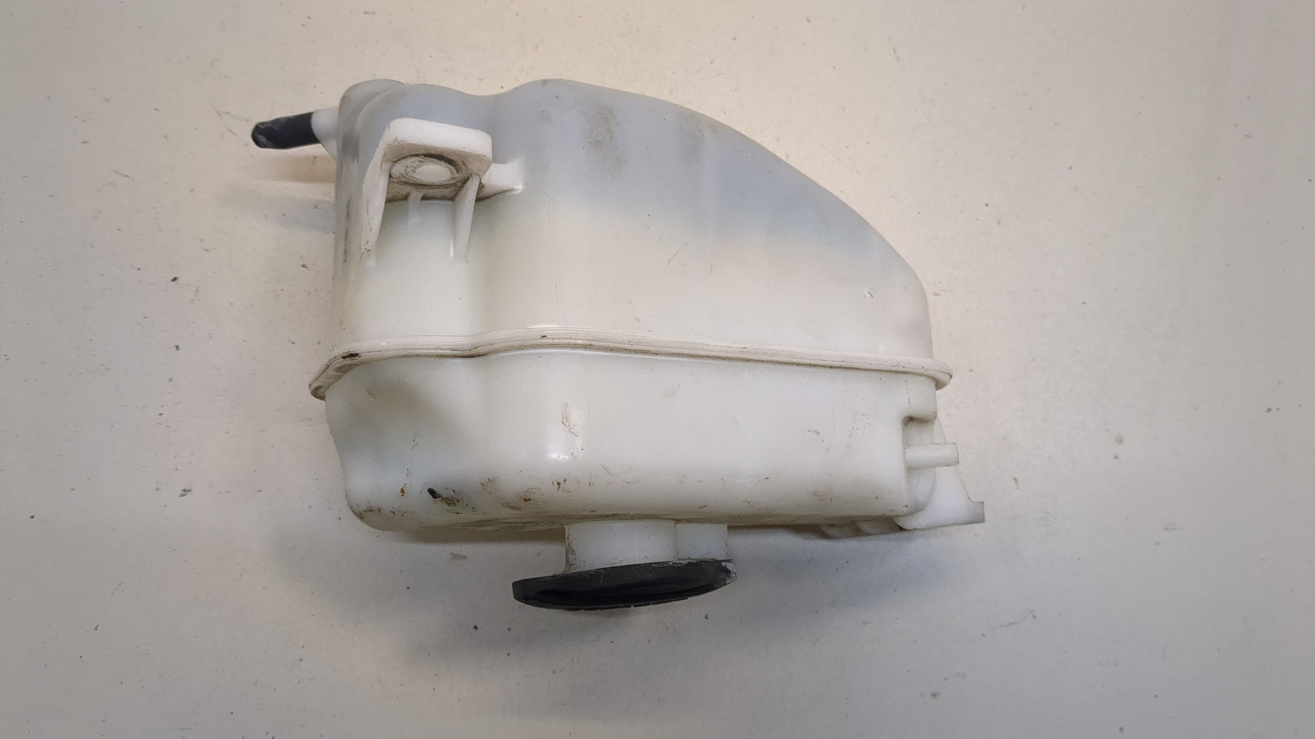 Бачок расширительный