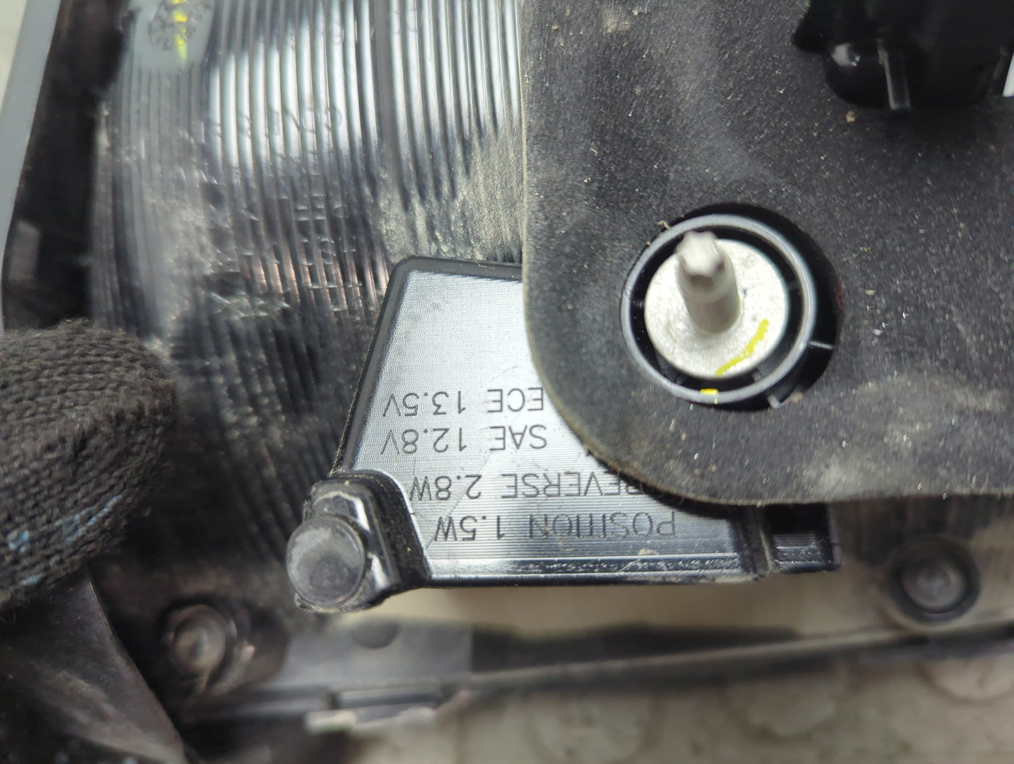 Фонарь задний внутренний левый