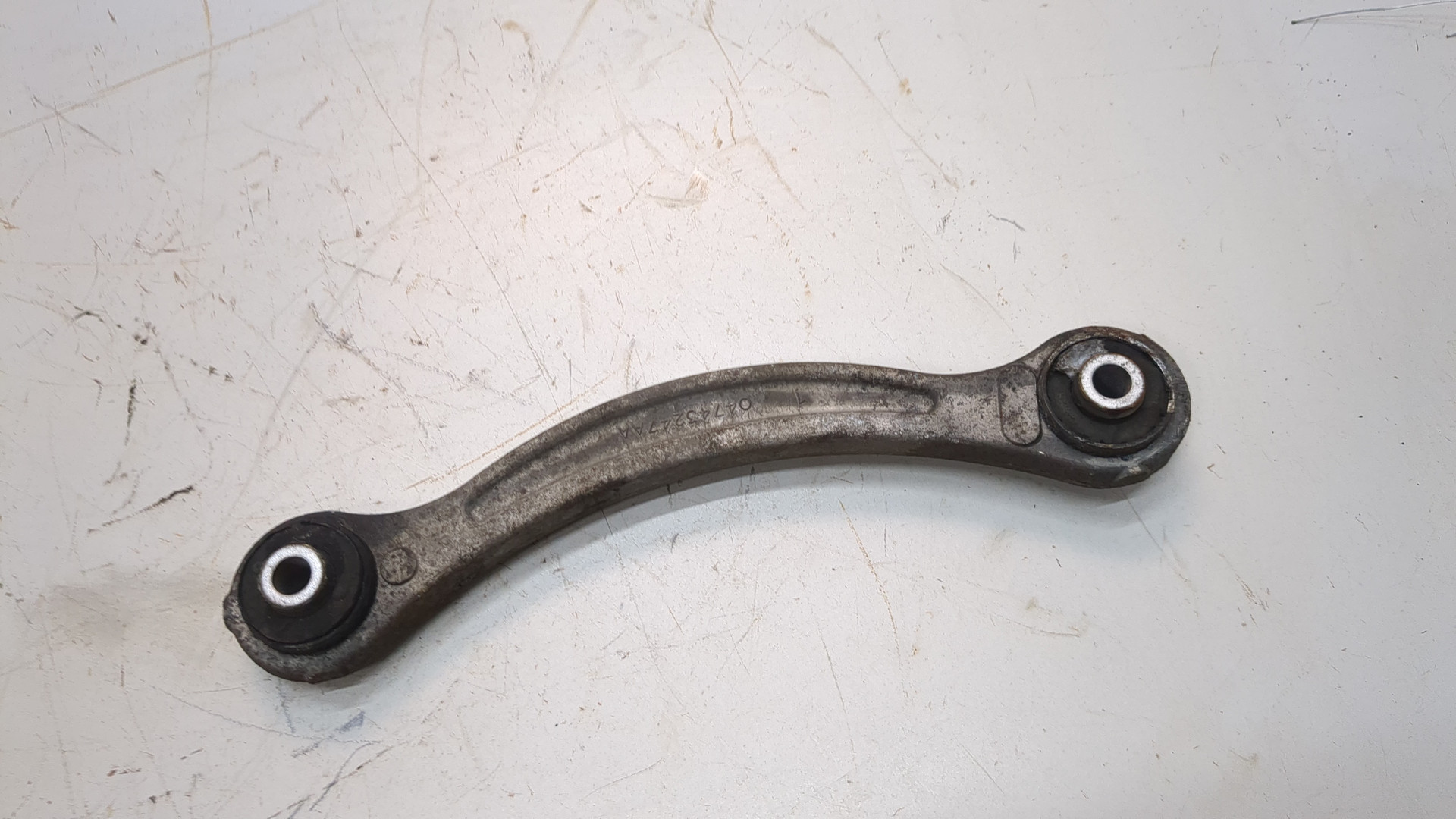 Рычаг задний