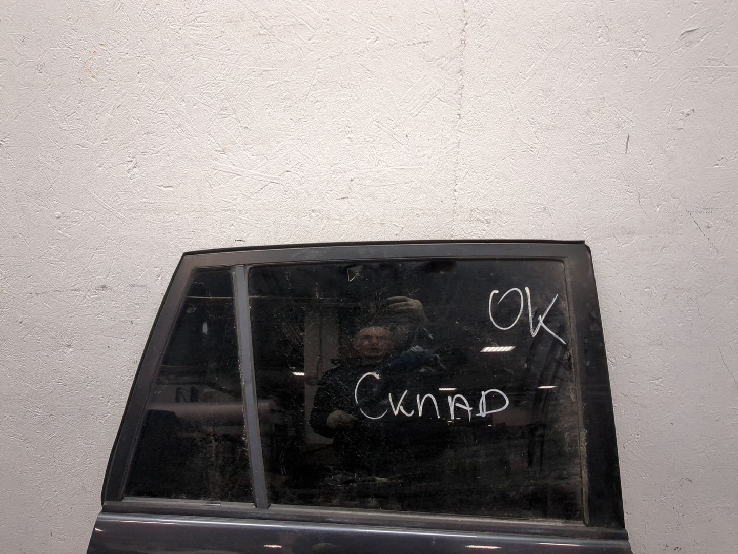 Дверь задняя правая