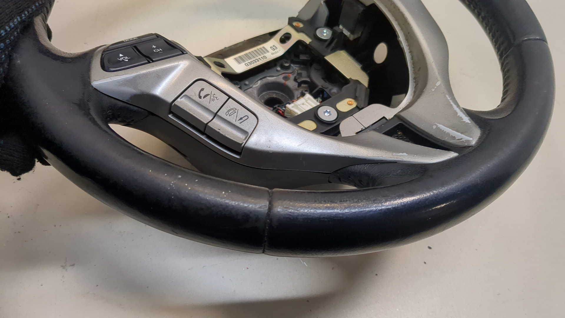 Рулевое колесо (руль)