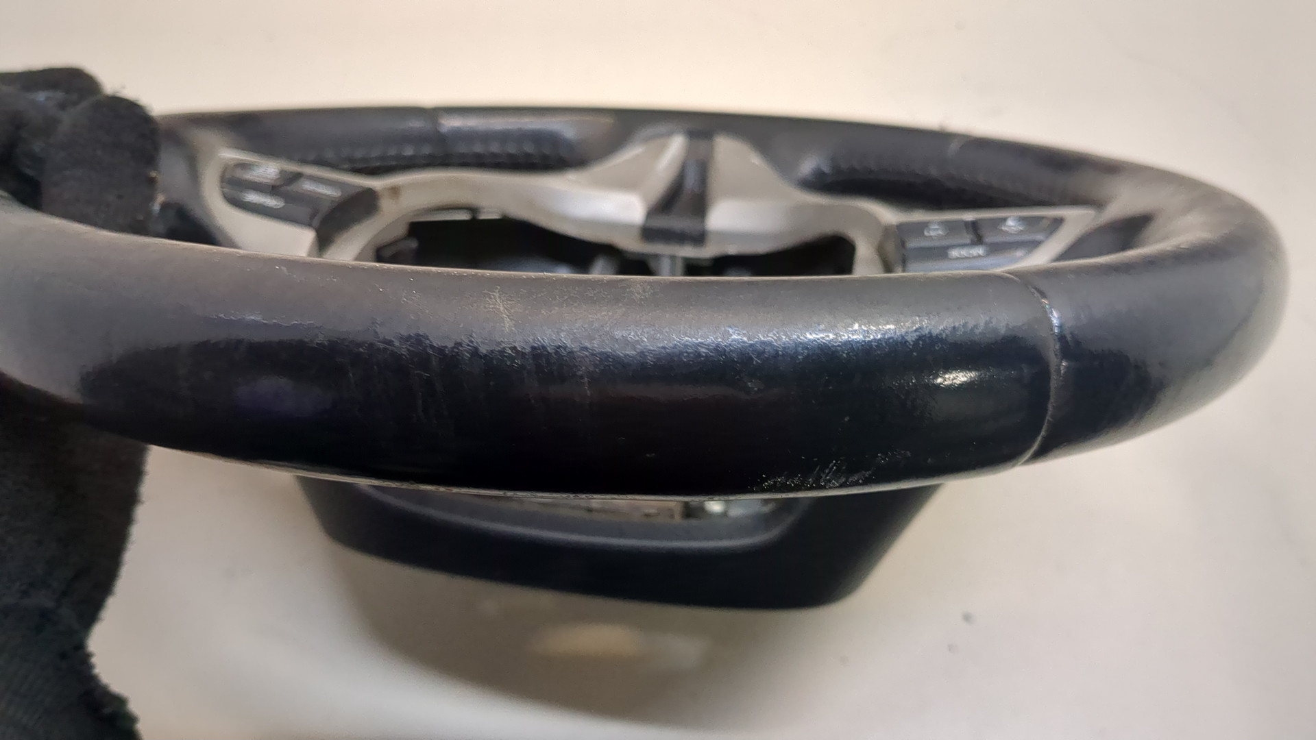 Рулевое колесо (руль)