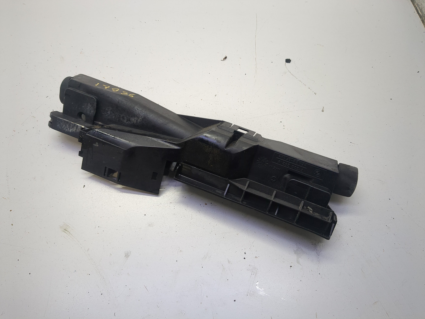 Кронштейн радиатора