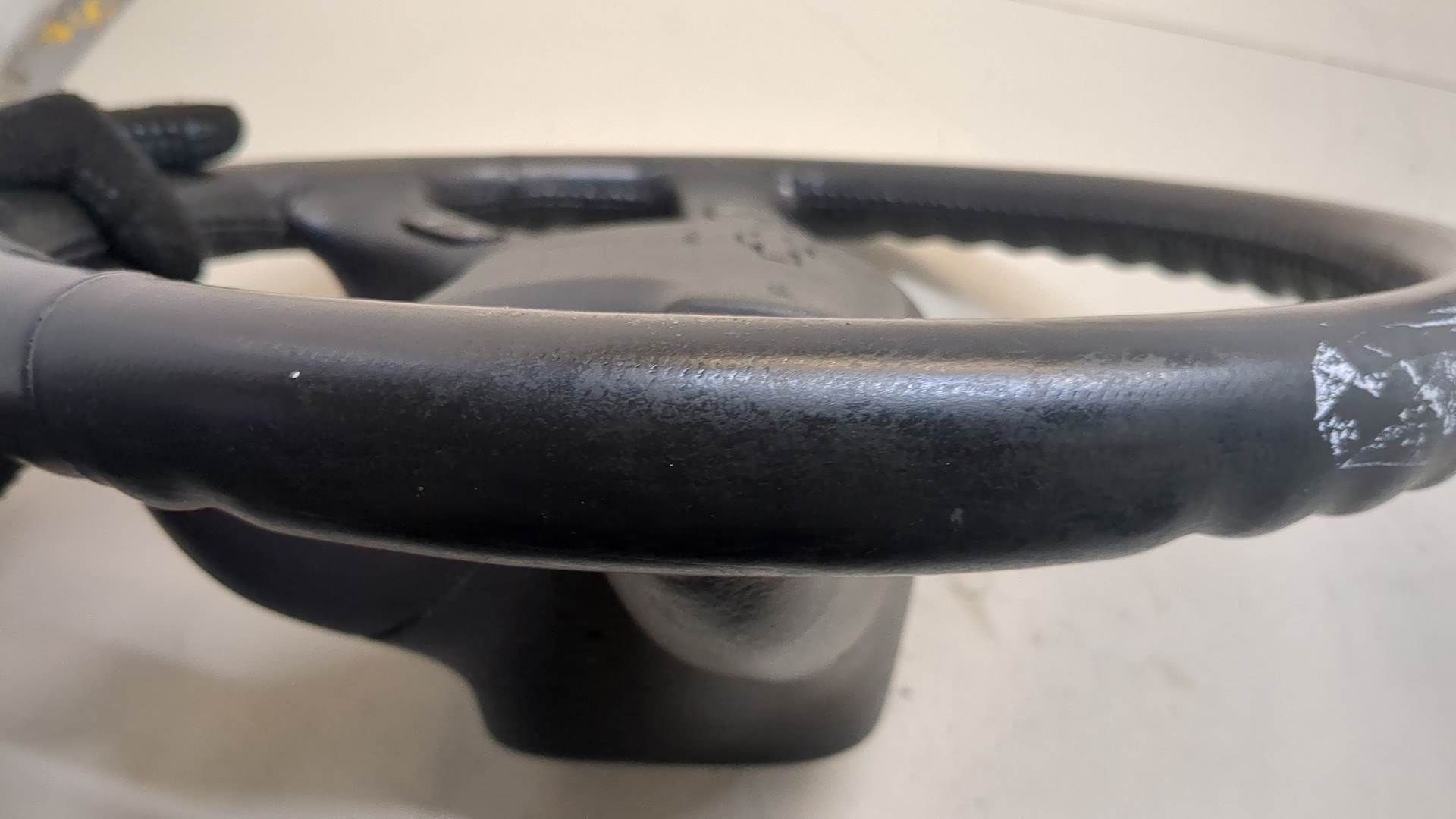 Рулевое колесо (руль)