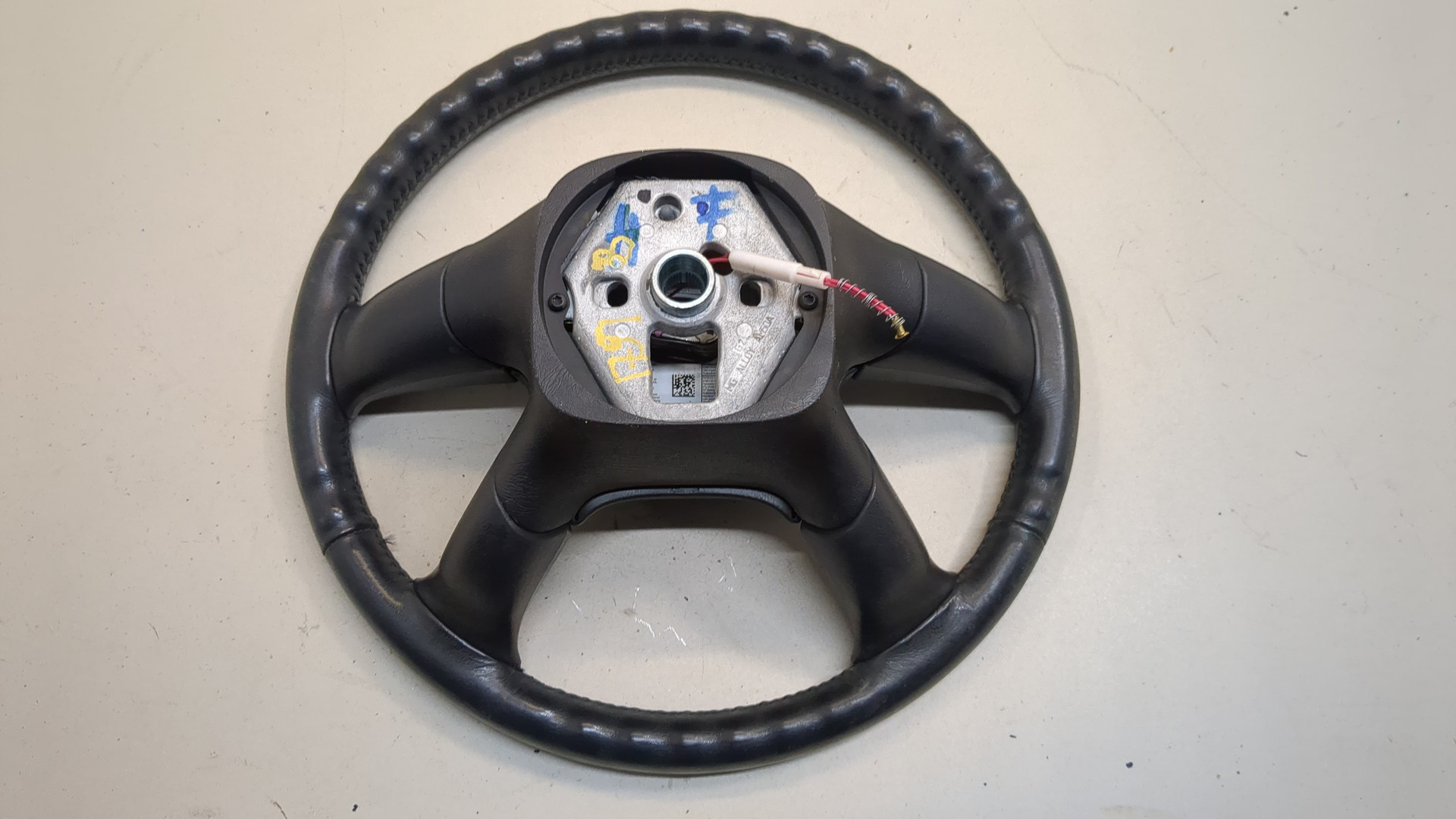 Рулевое колесо (руль)