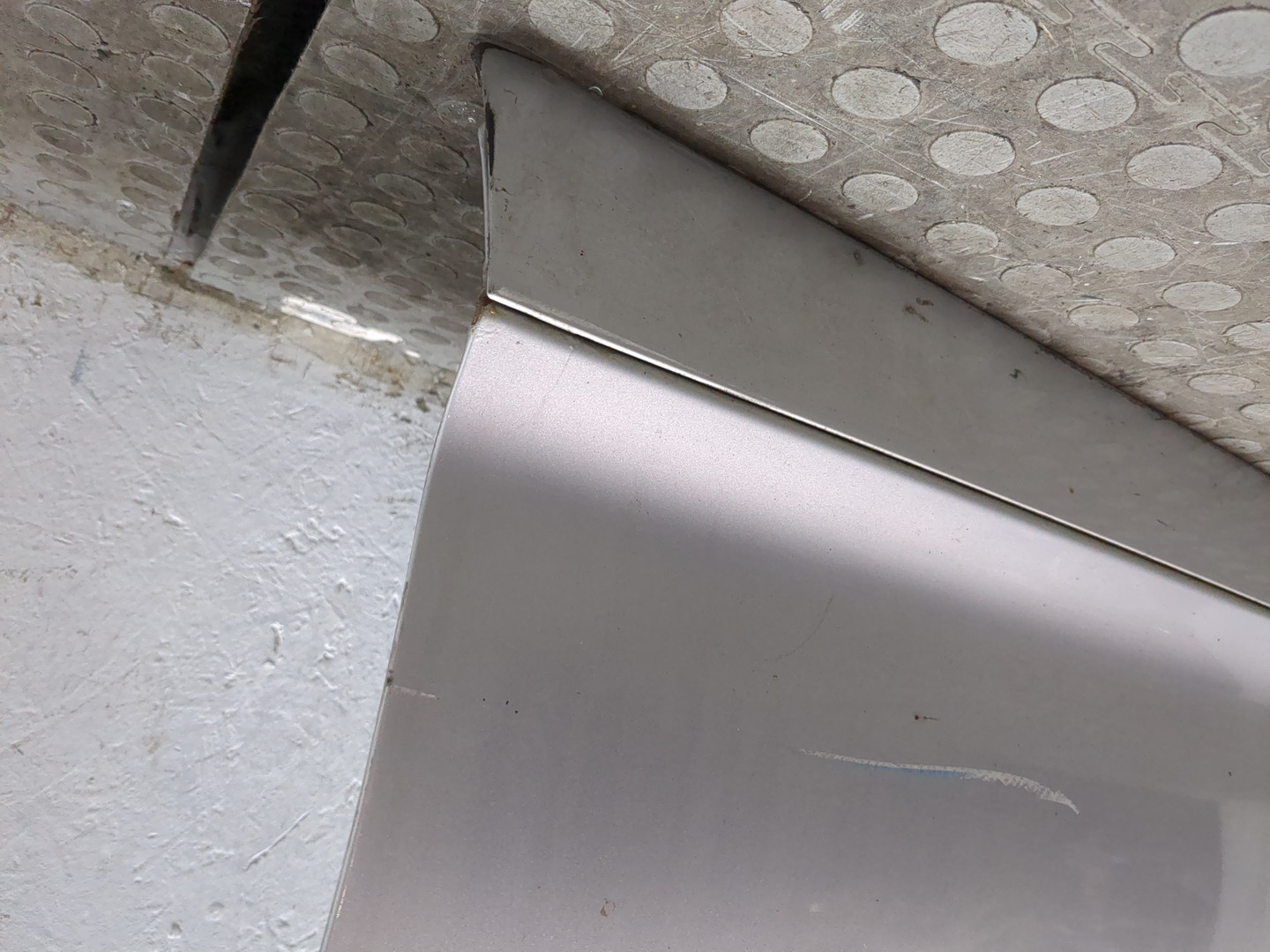 Дверь передняя левая