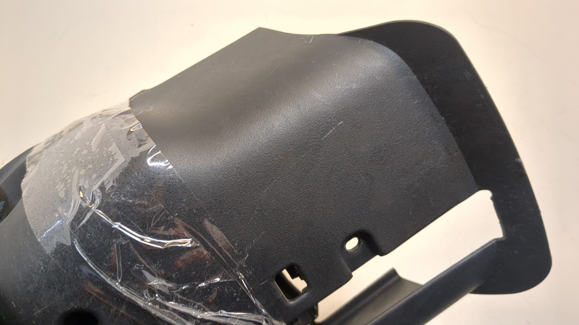 Кожух рулевой колонки