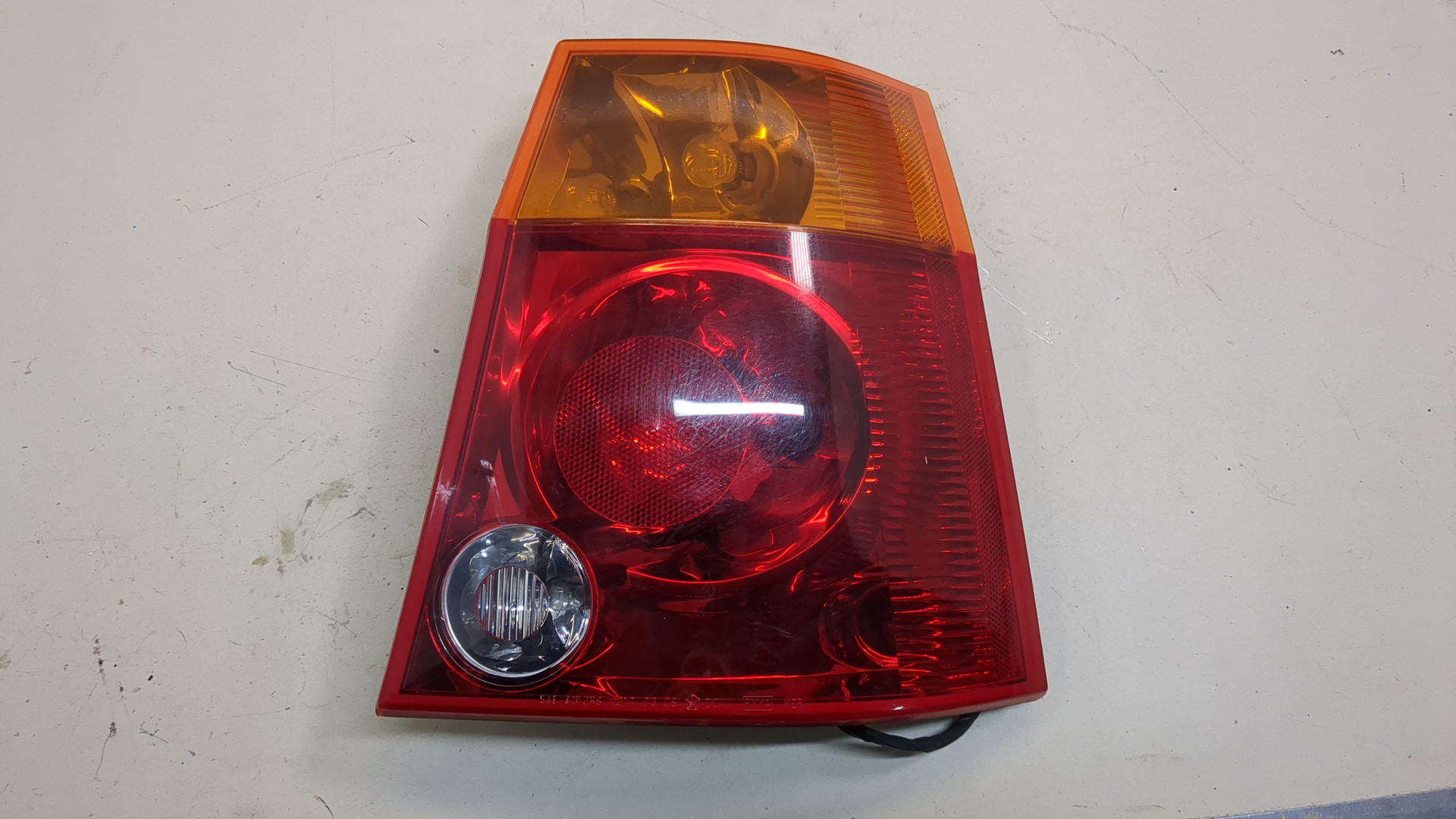 Фонарь задний правый