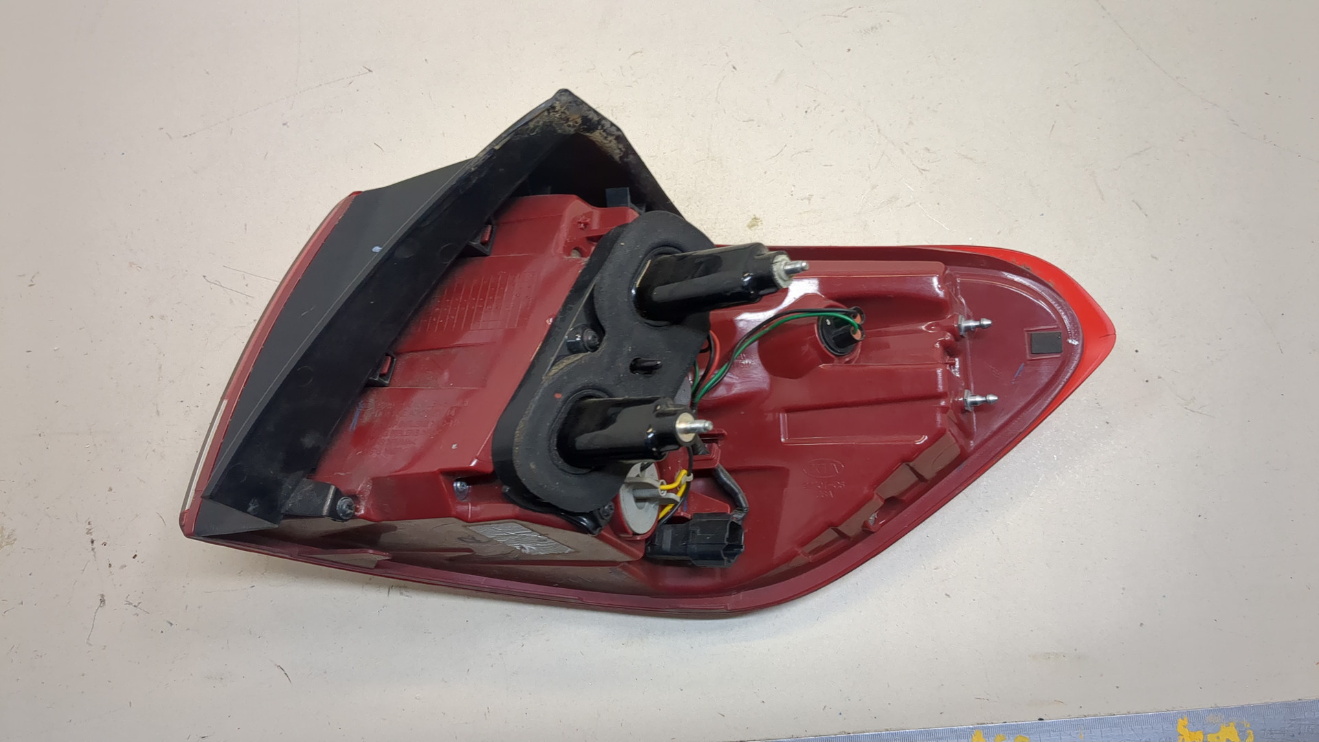 Фонарь задний левый