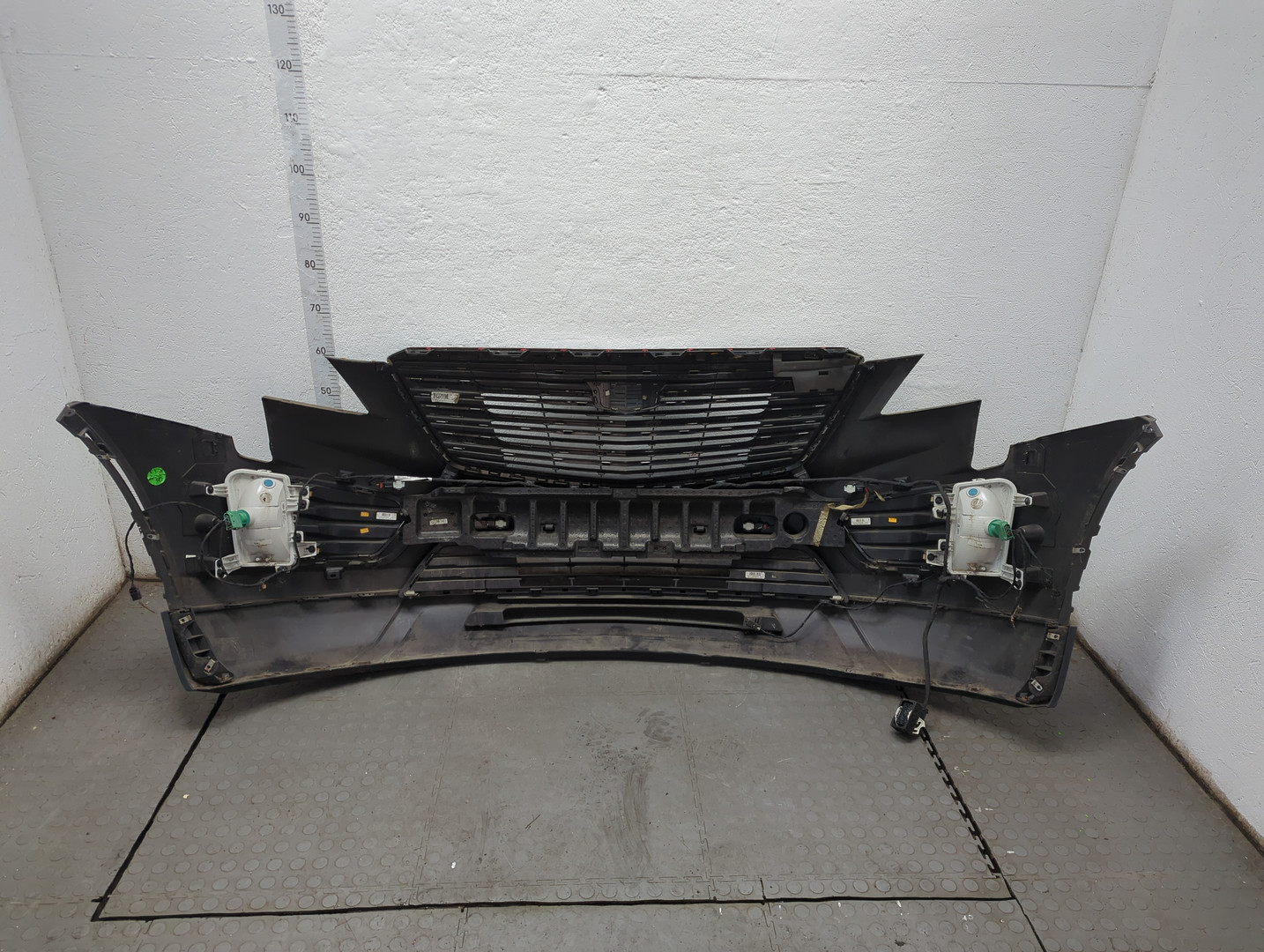 Бампер передний