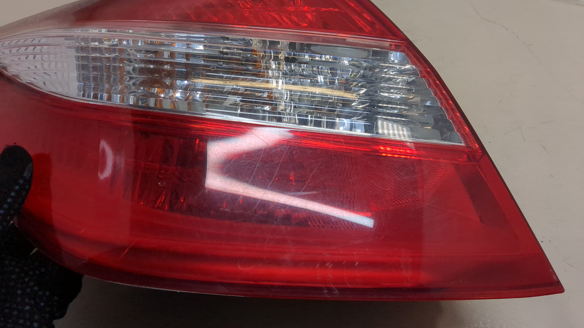 Фонарь задний левый