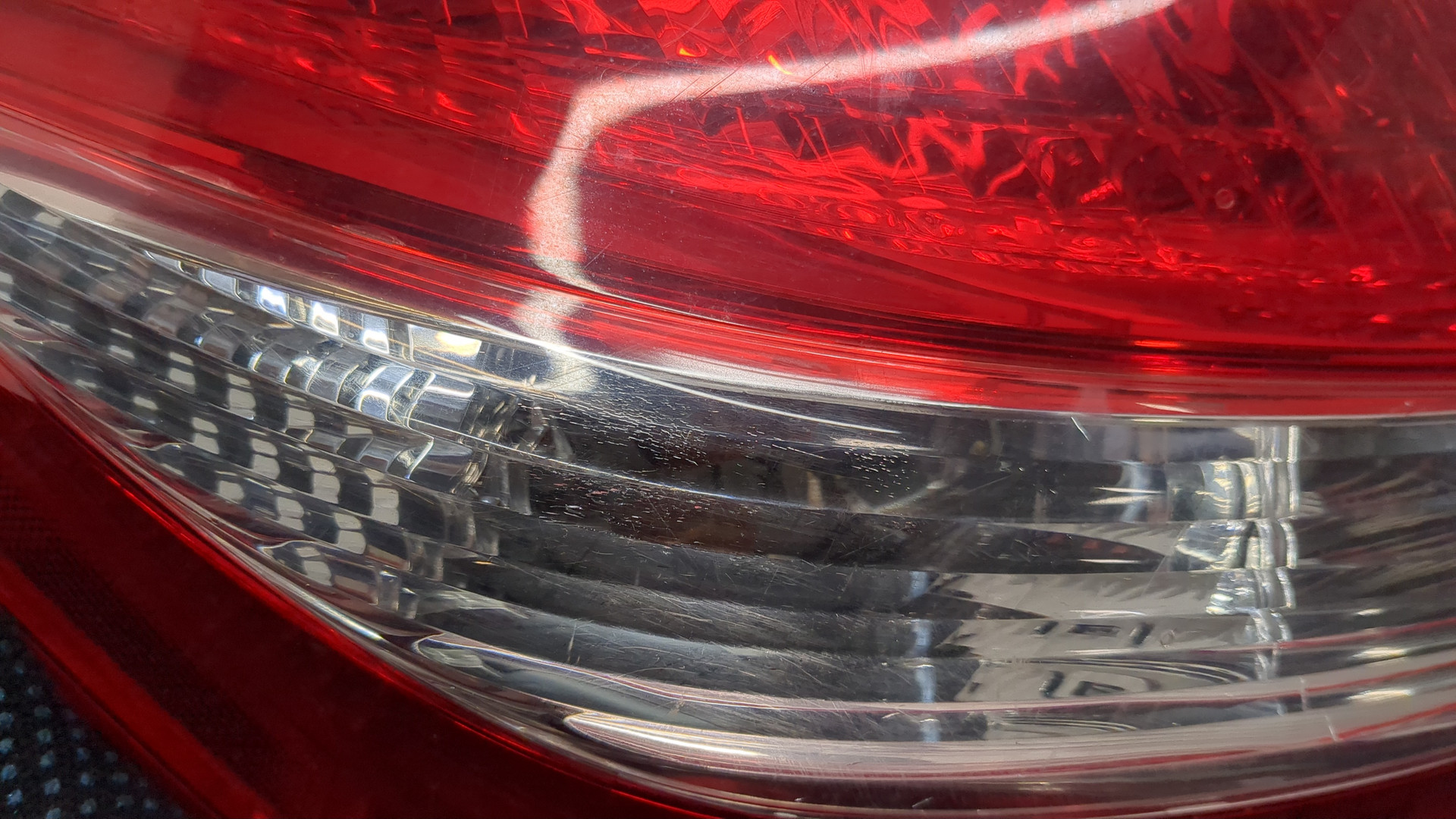 Фонарь задний левый