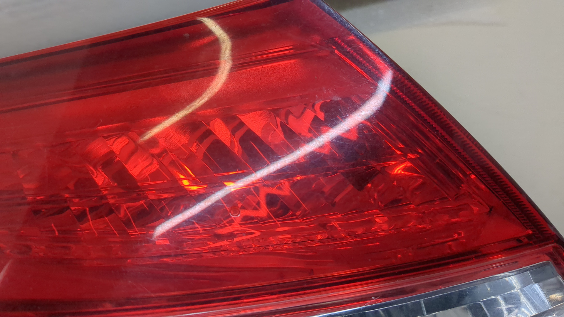 Фонарь задний левый