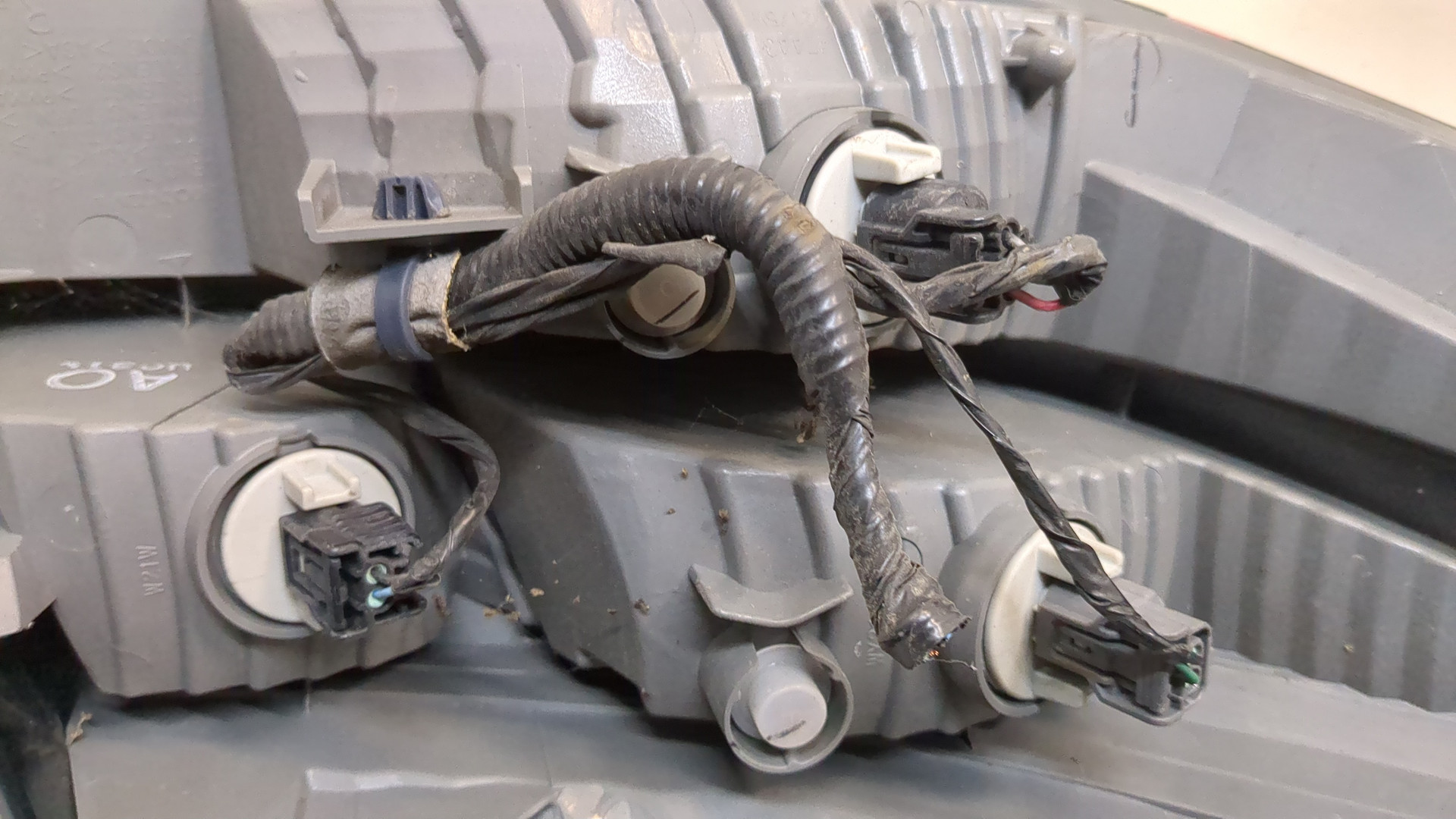 Фонарь задний правый