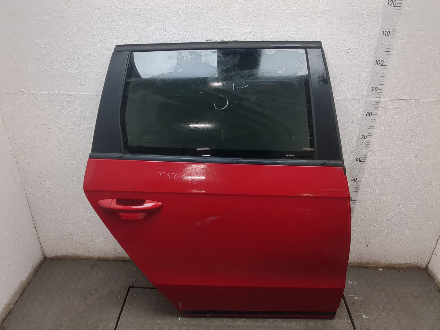 Дверь задняя правая