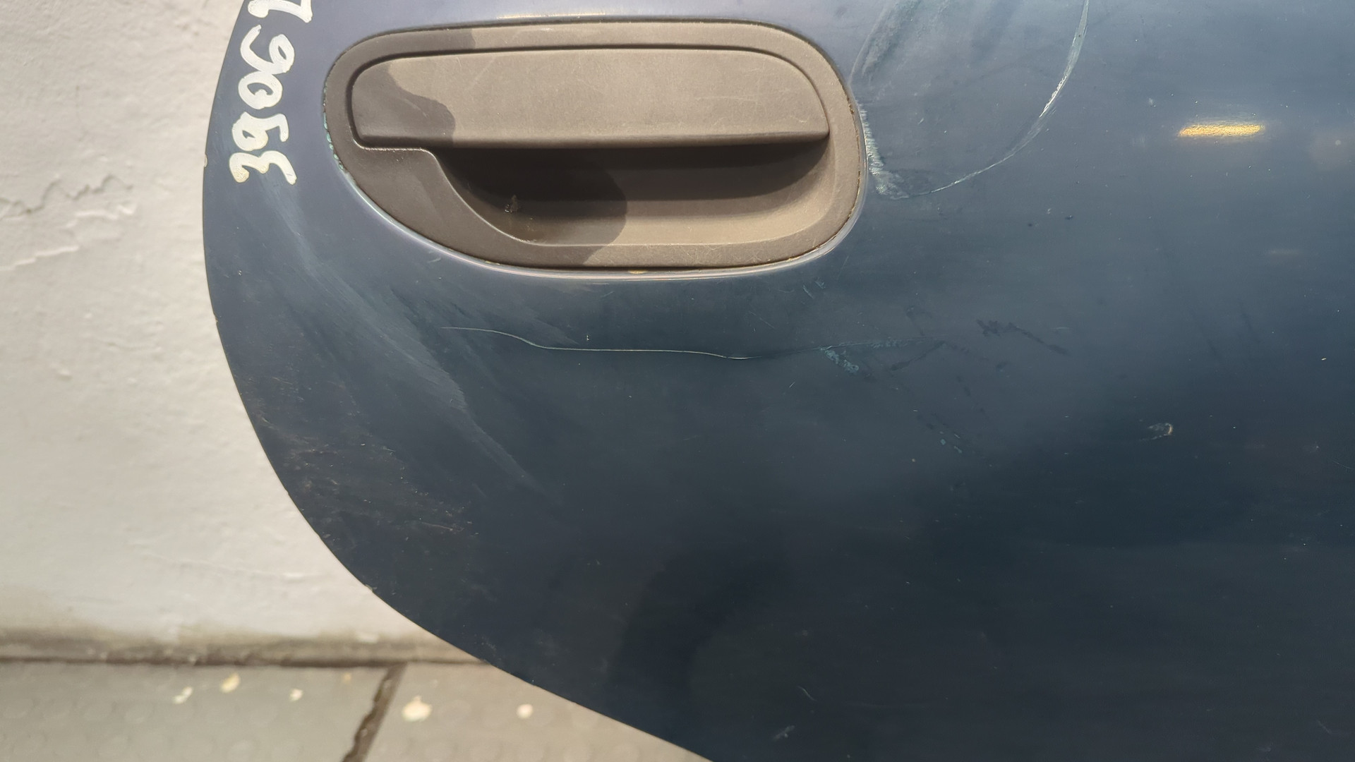 Дверь задняя правая