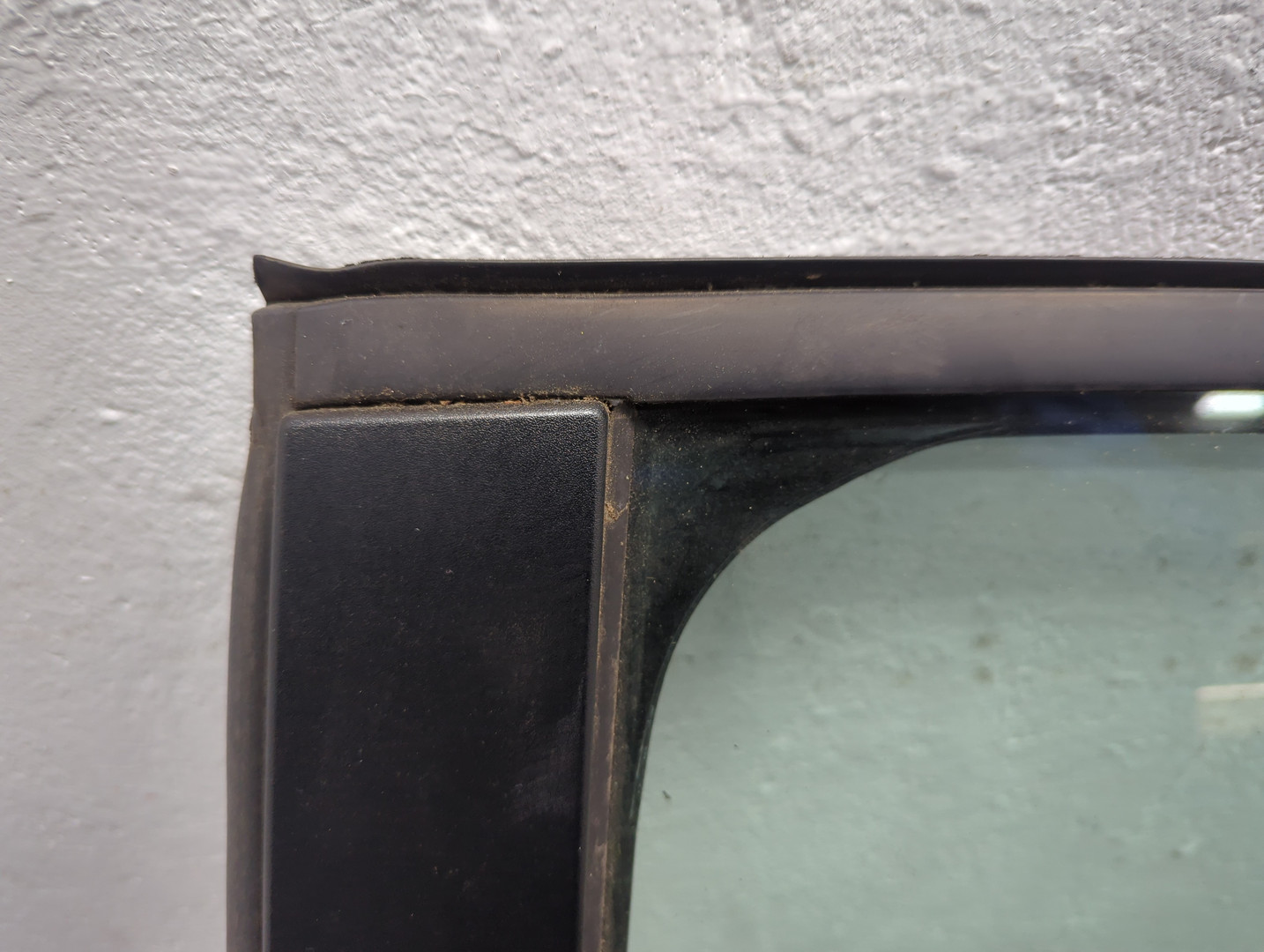 Дверь задняя левая