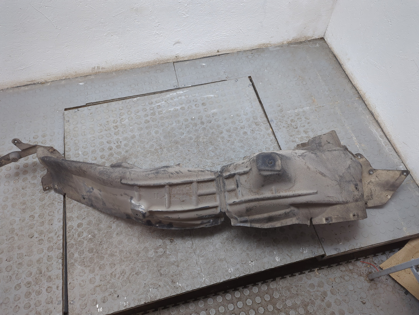 Локер задний левый