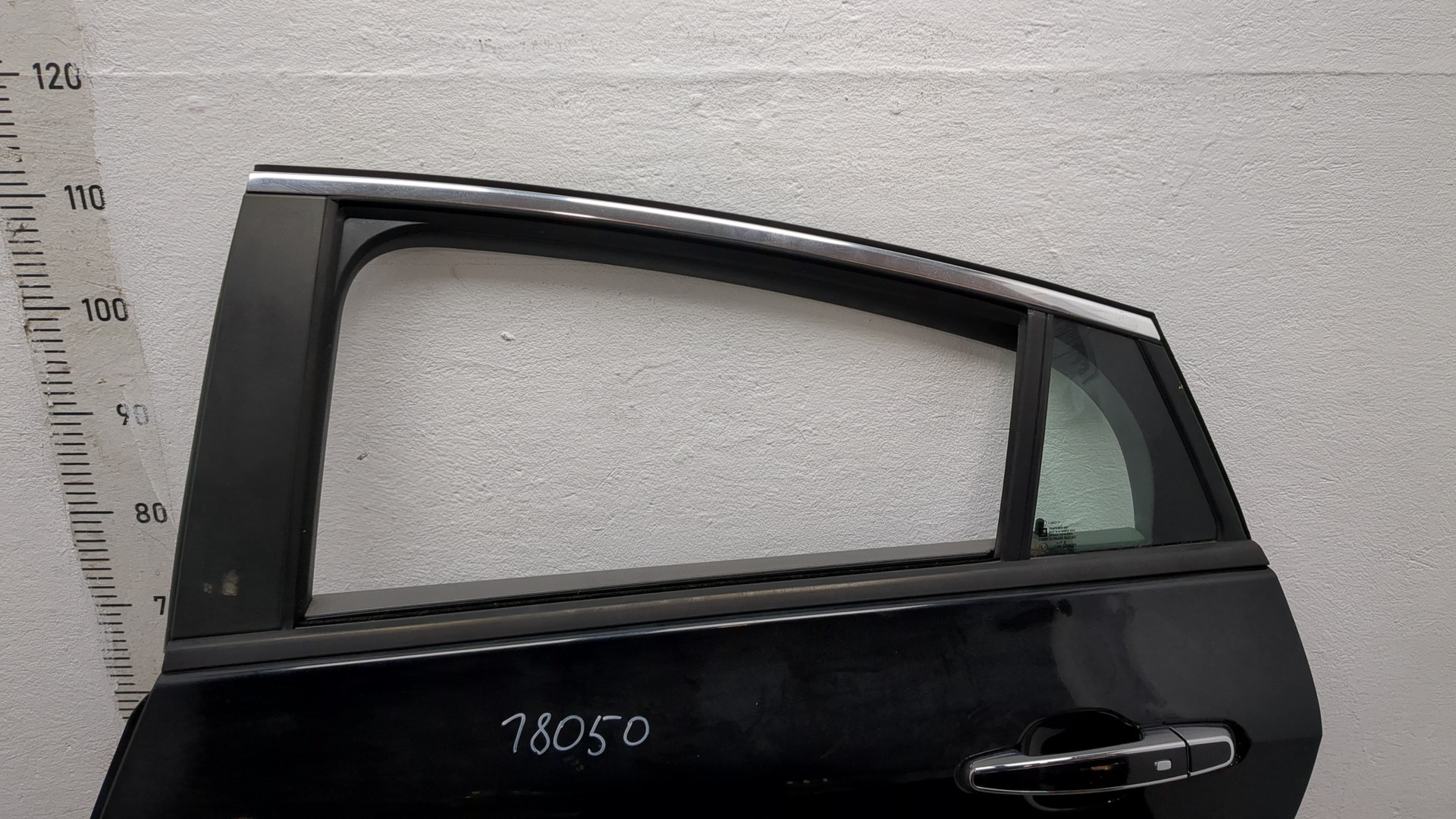 Дверь задняя левая