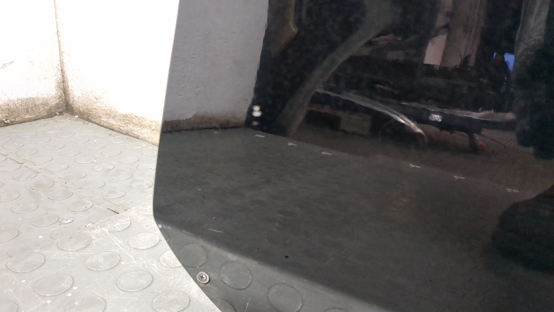 Дверь задняя левая