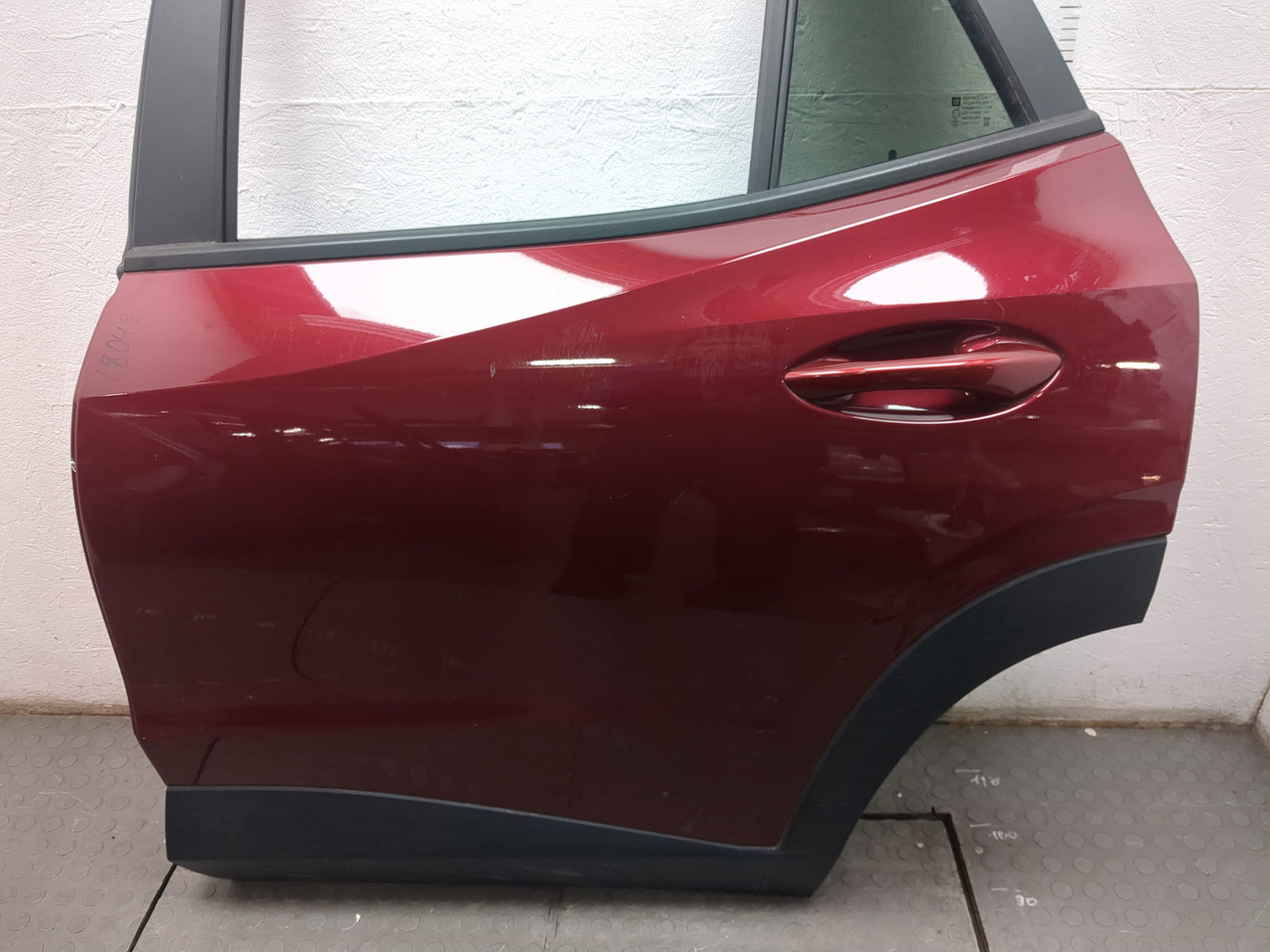 Дверь задняя левая