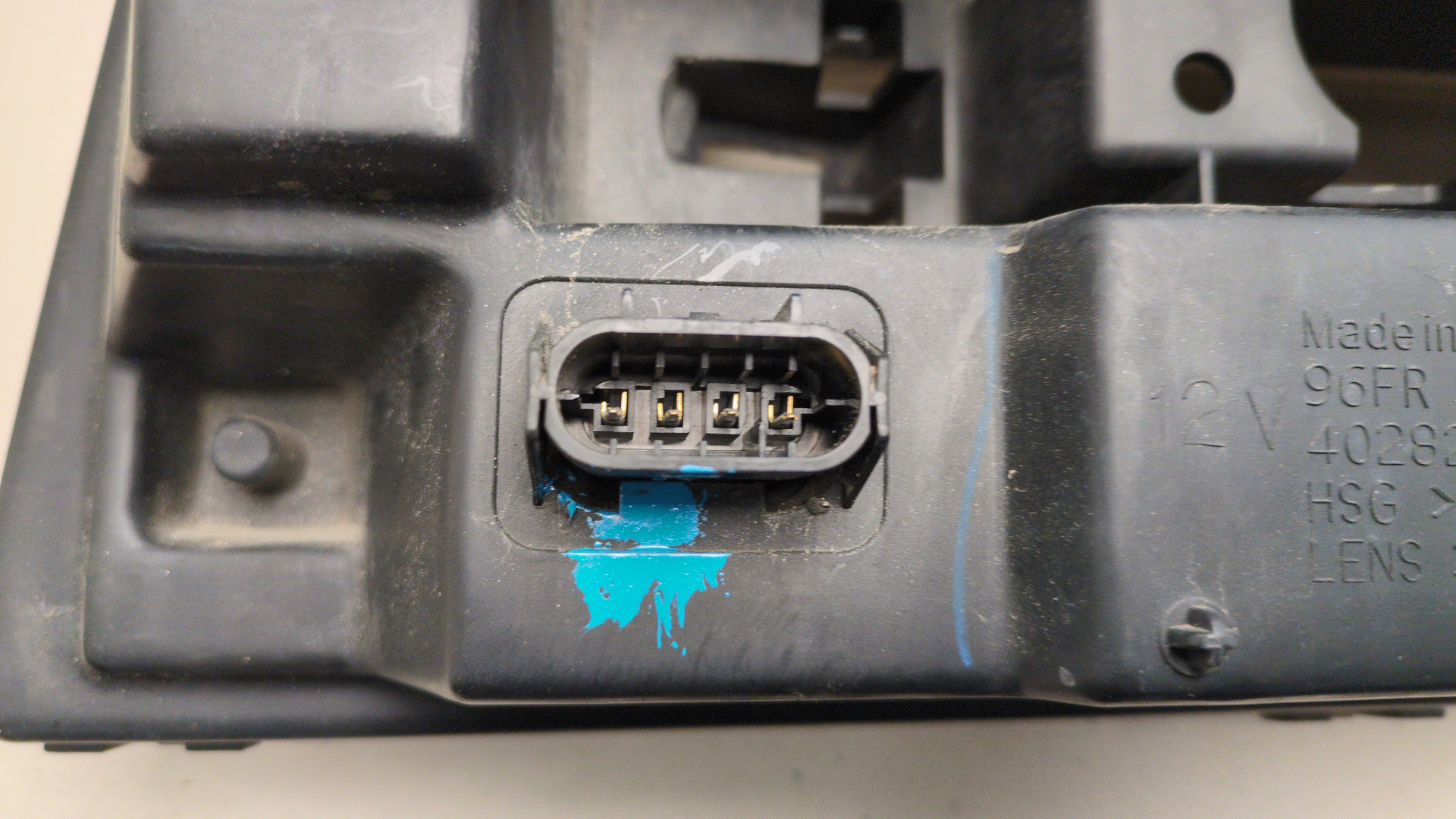 Фара правая