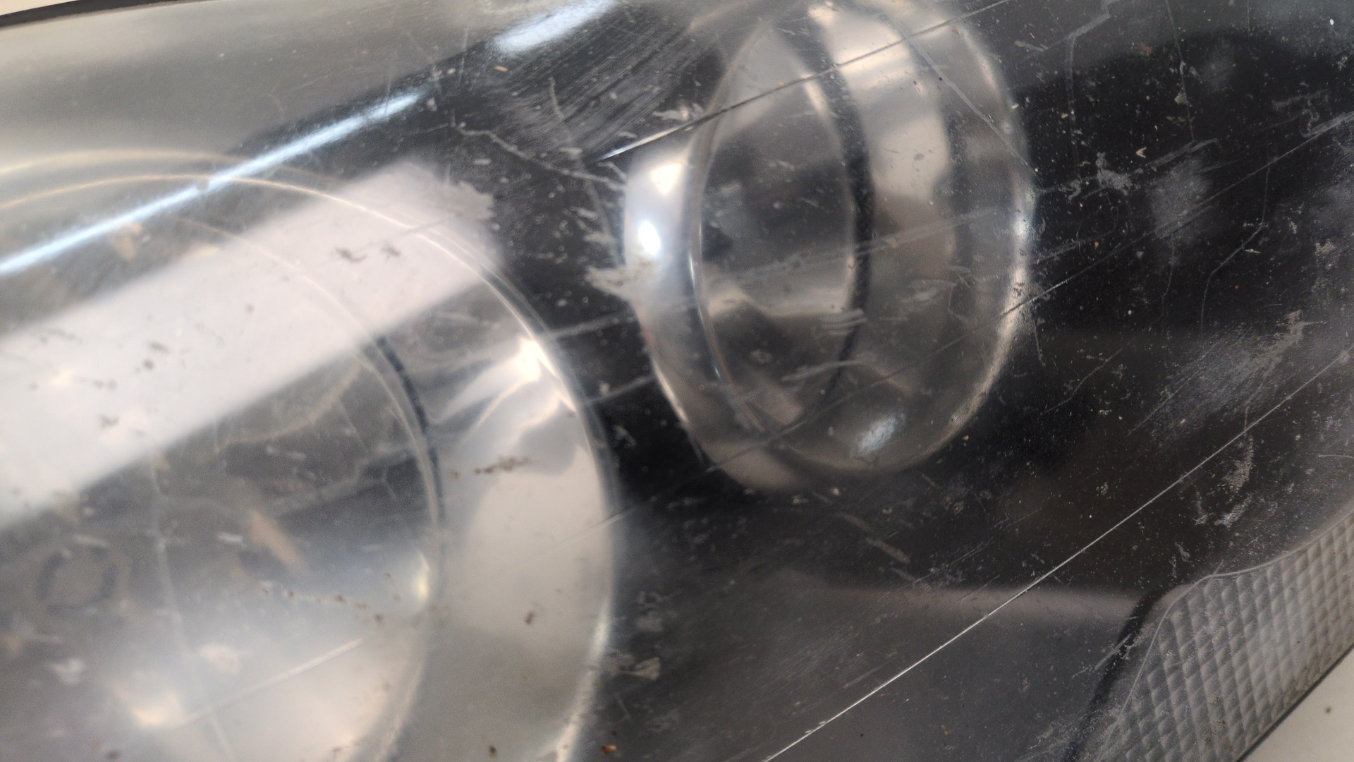 Фара правая