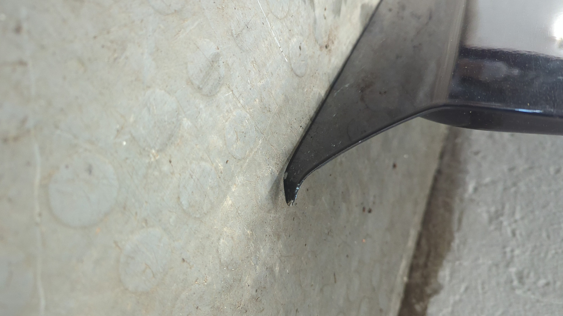 Дверь передняя левая